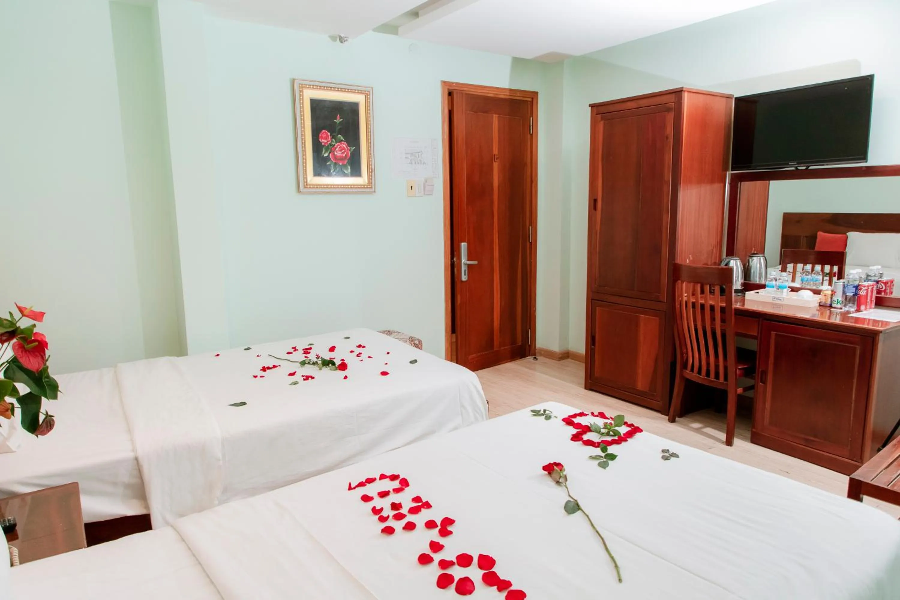 Bedroom, Bed in Art Deluxe Hotel