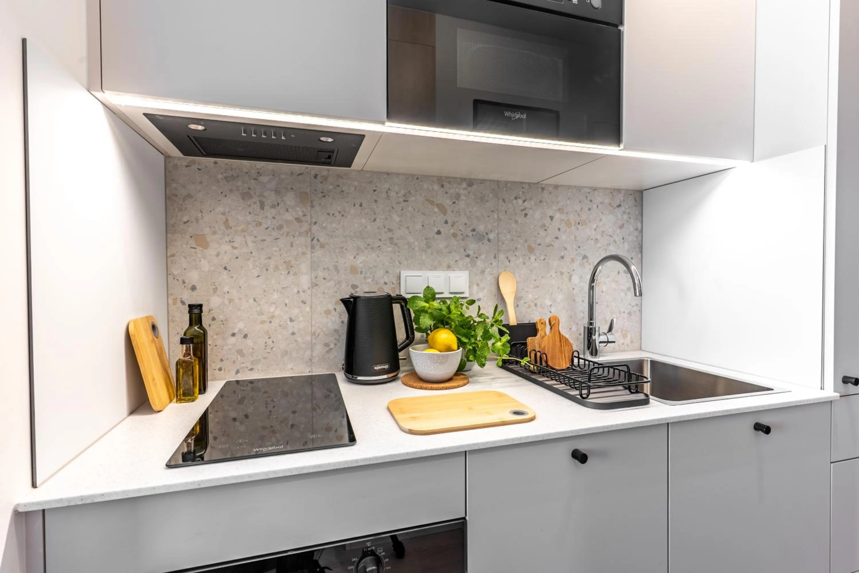 Kitchen or kitchenette in Noli Gdansk Riverside