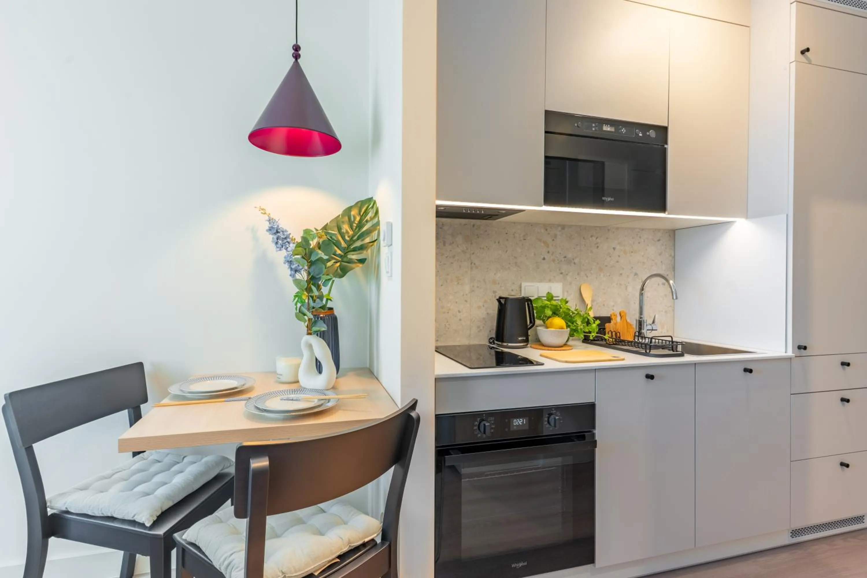 Kitchen or kitchenette in Noli Gdansk Riverside