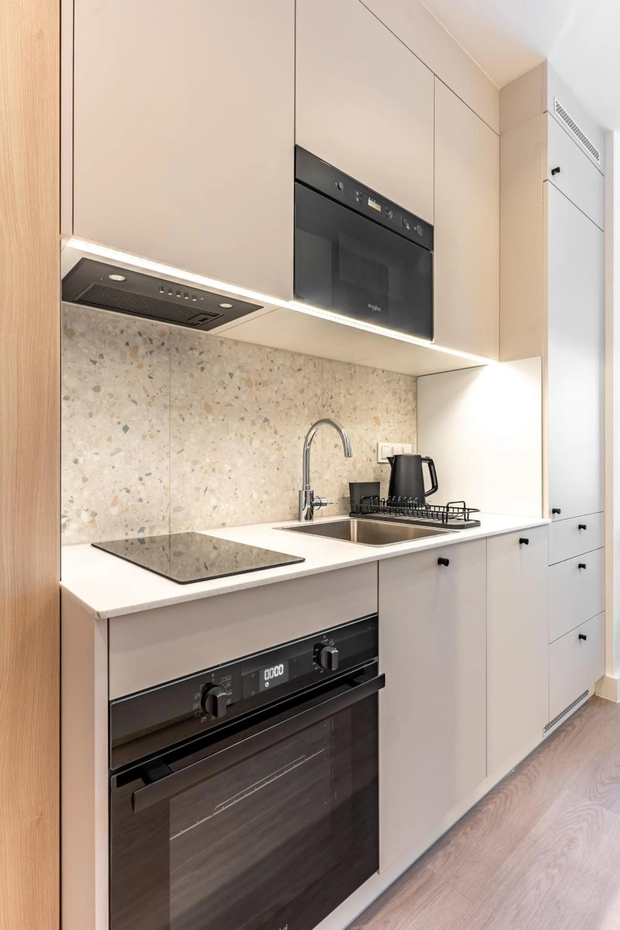 Kitchen or kitchenette in Noli Gdansk Riverside