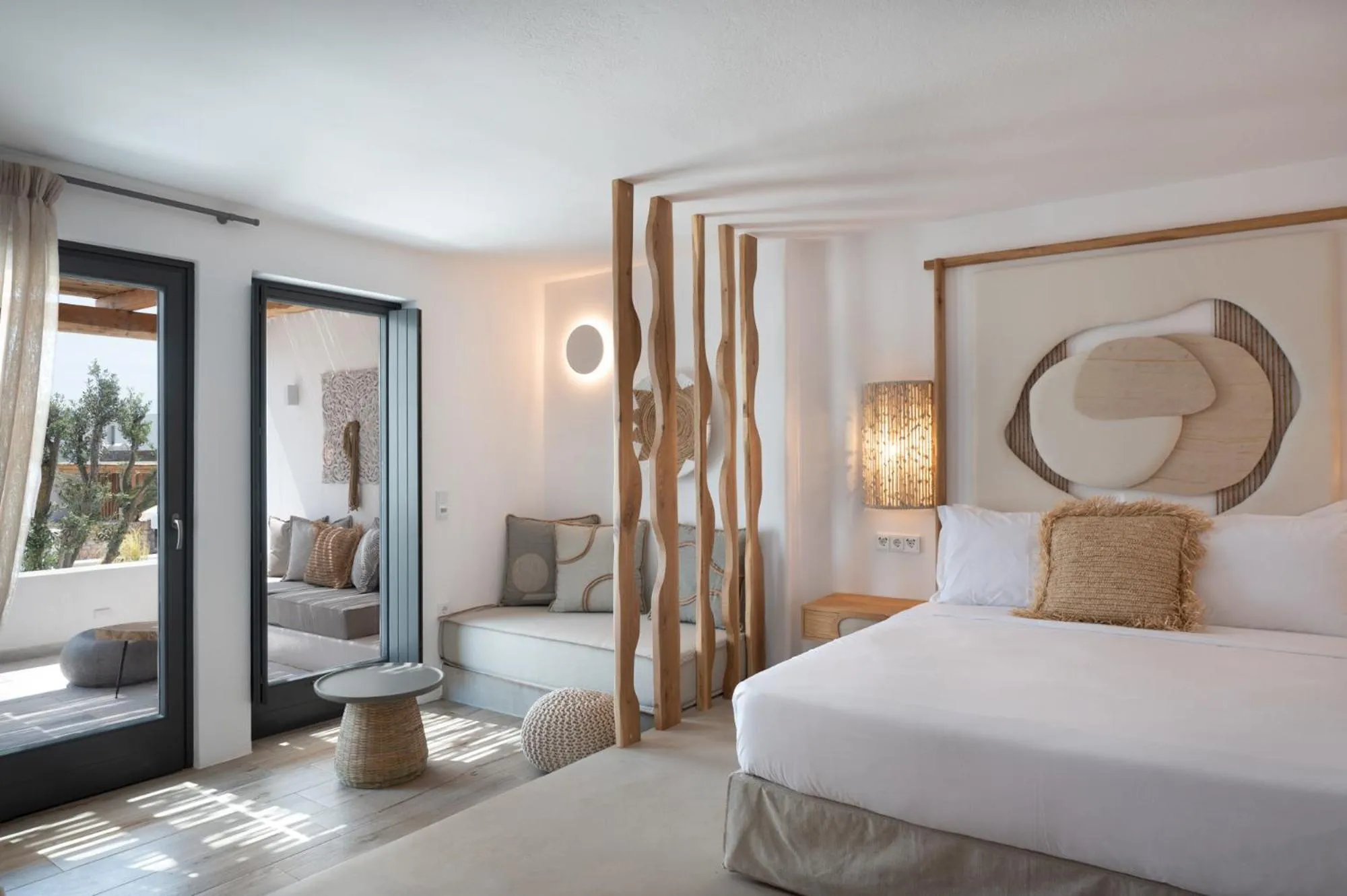 Photo of the whole room, Bed in Kosmitis Suites & Villas