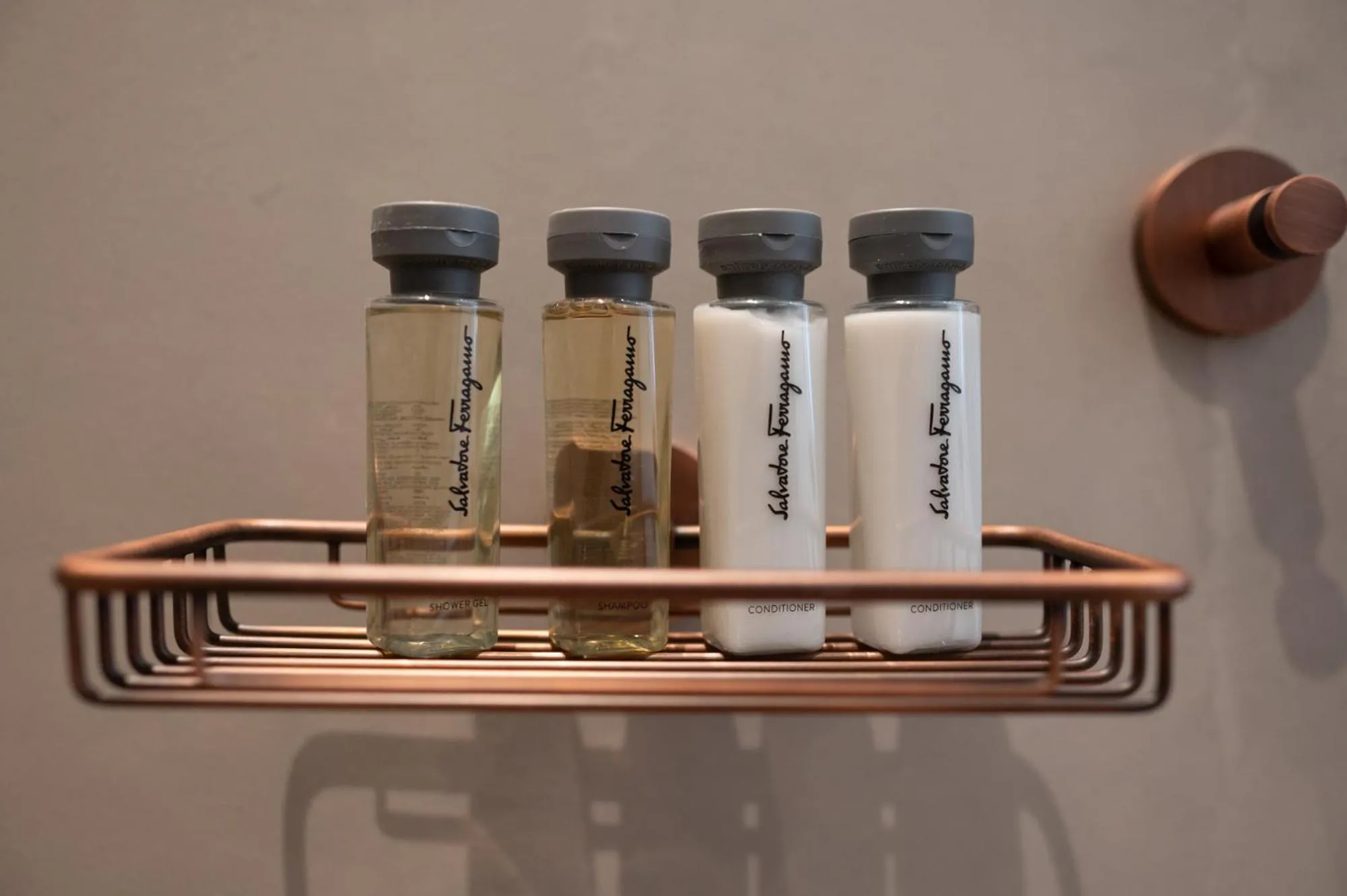 Shower in Kosmitis Suites & Villas