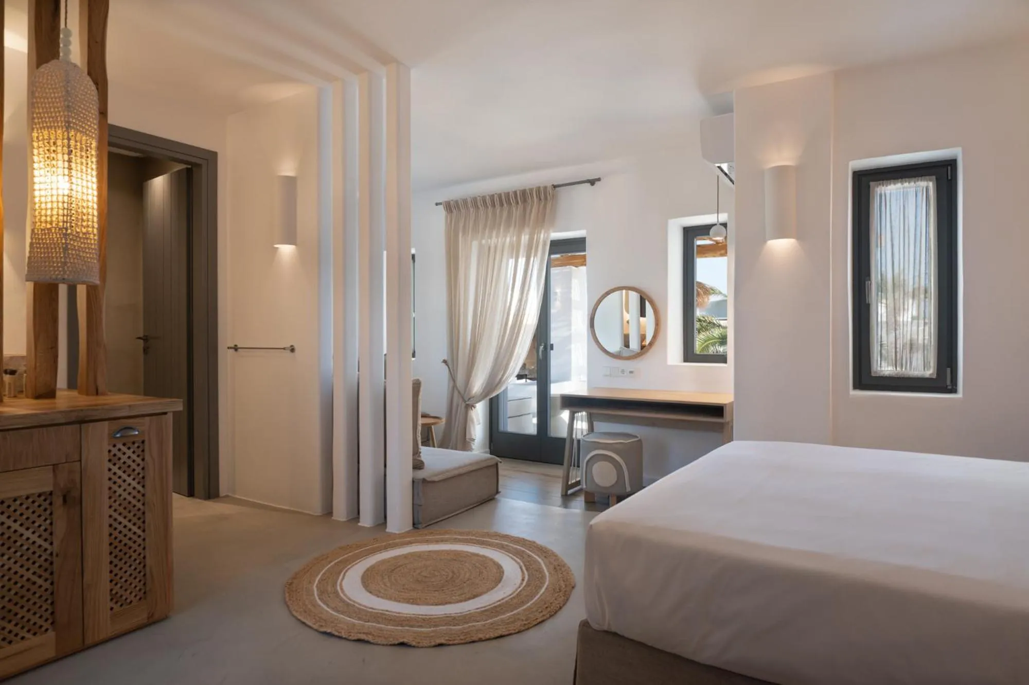 Photo of the whole room, Bed in Kosmitis Suites & Villas