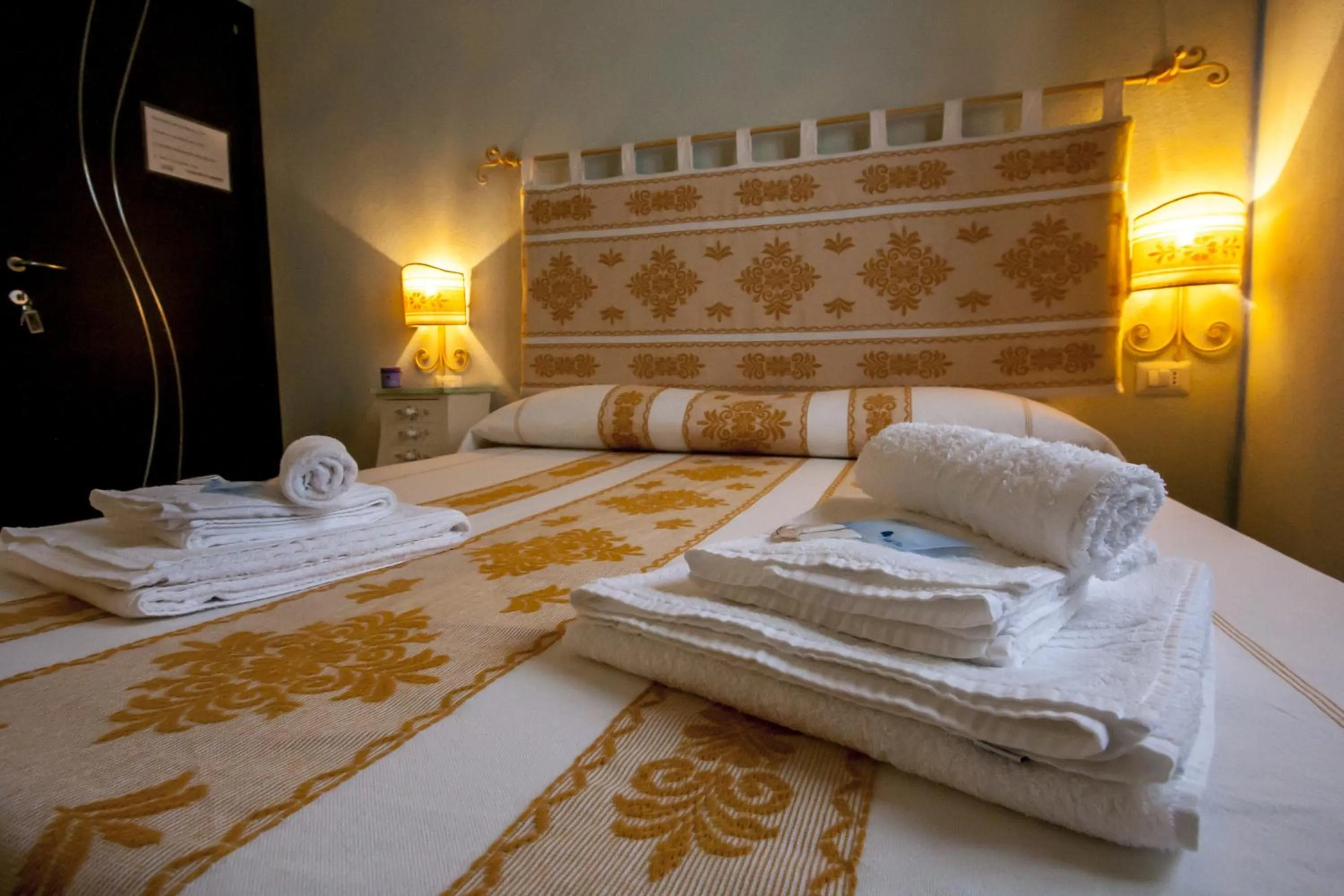 Restaurant/places to eat in B&B Sa Lumenaria "da Raimonda"