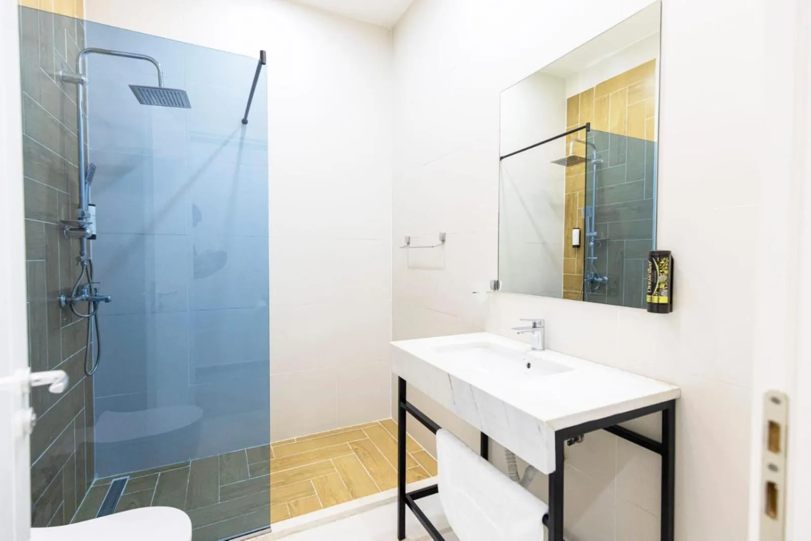 Triple Room with Balcony in Ajsel Hotel