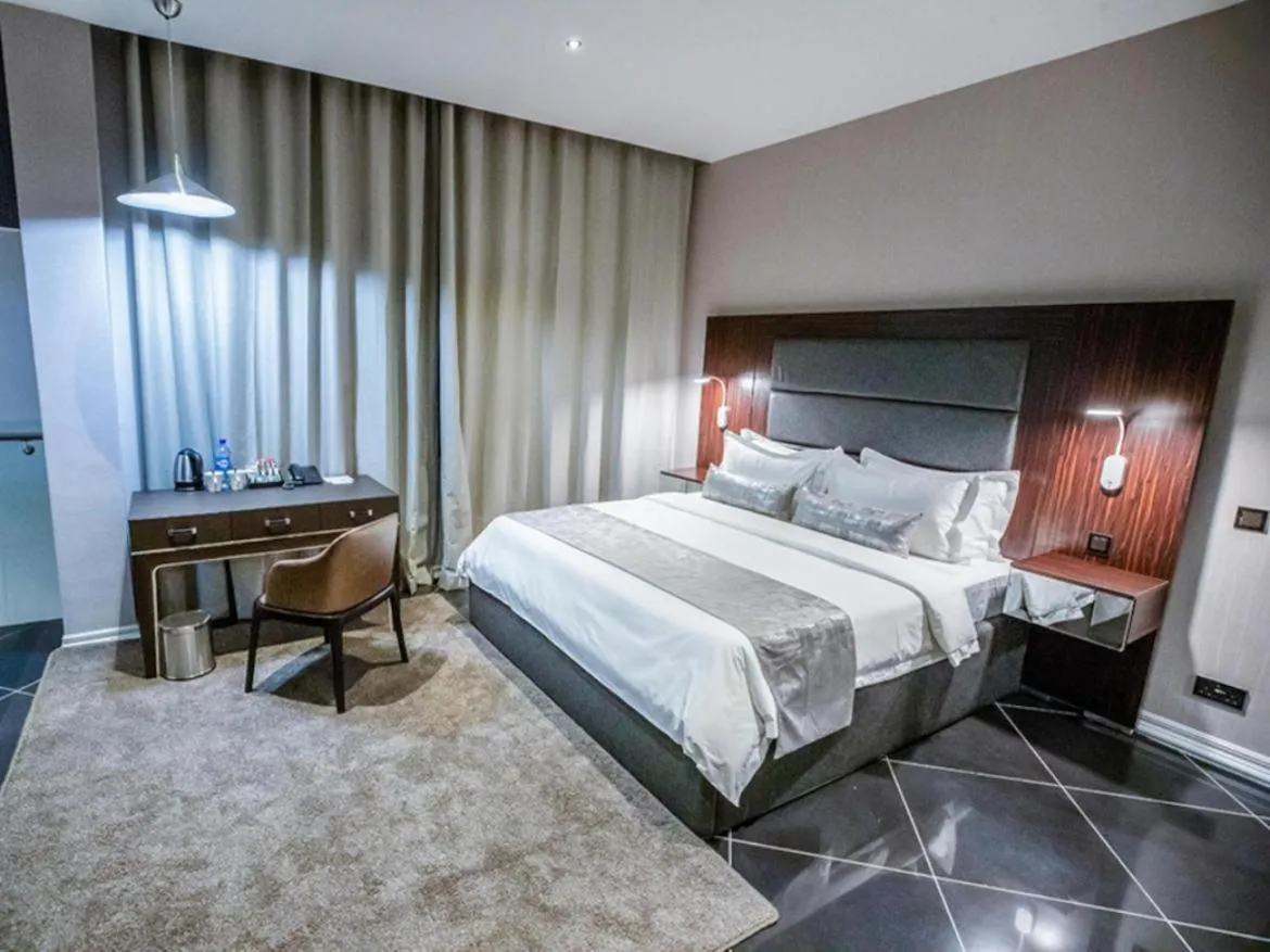 Bed in Tripod By Pedestal Hotel