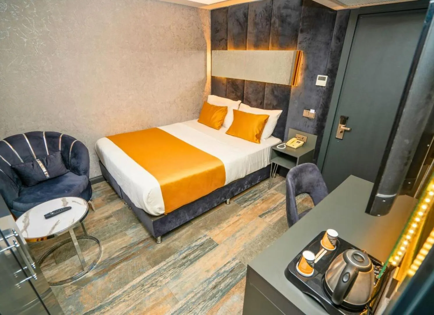 Bed in 216 Silver Suite