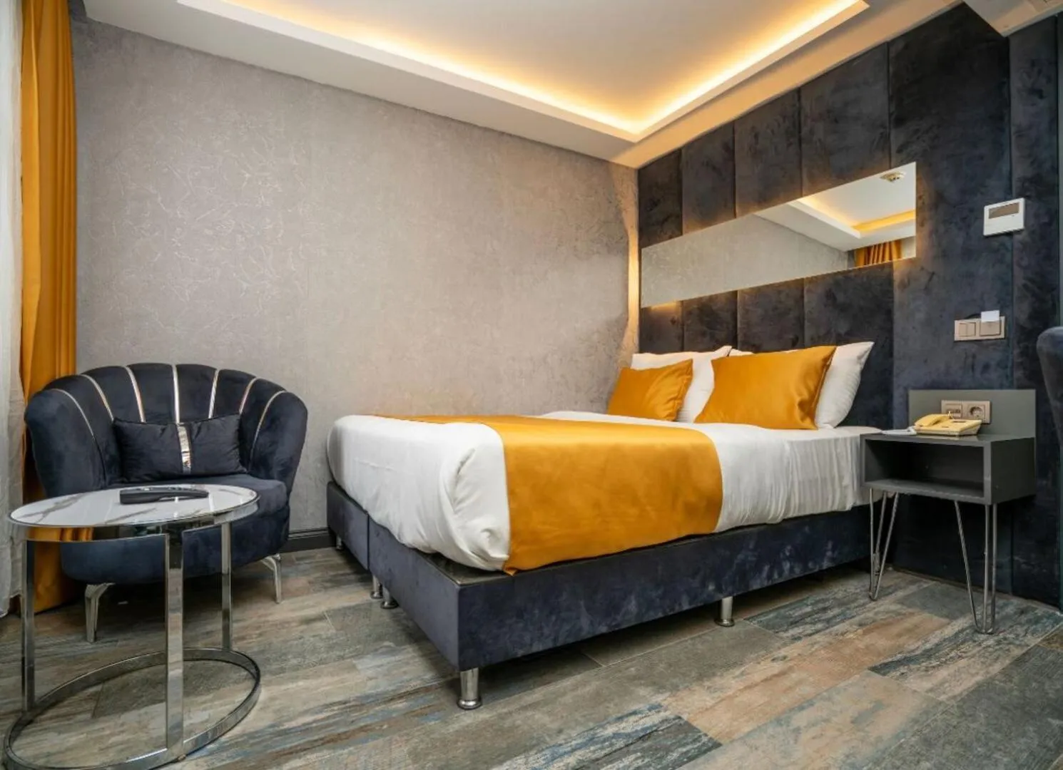 Bed in 216 Silver Suite