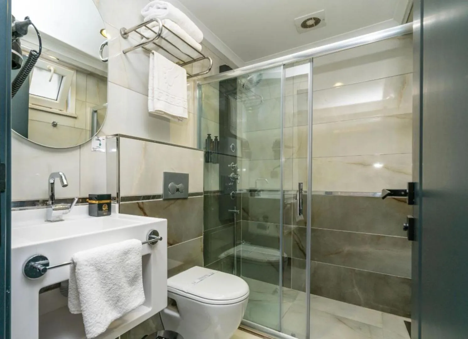 Shower in 216 Silver Suite
