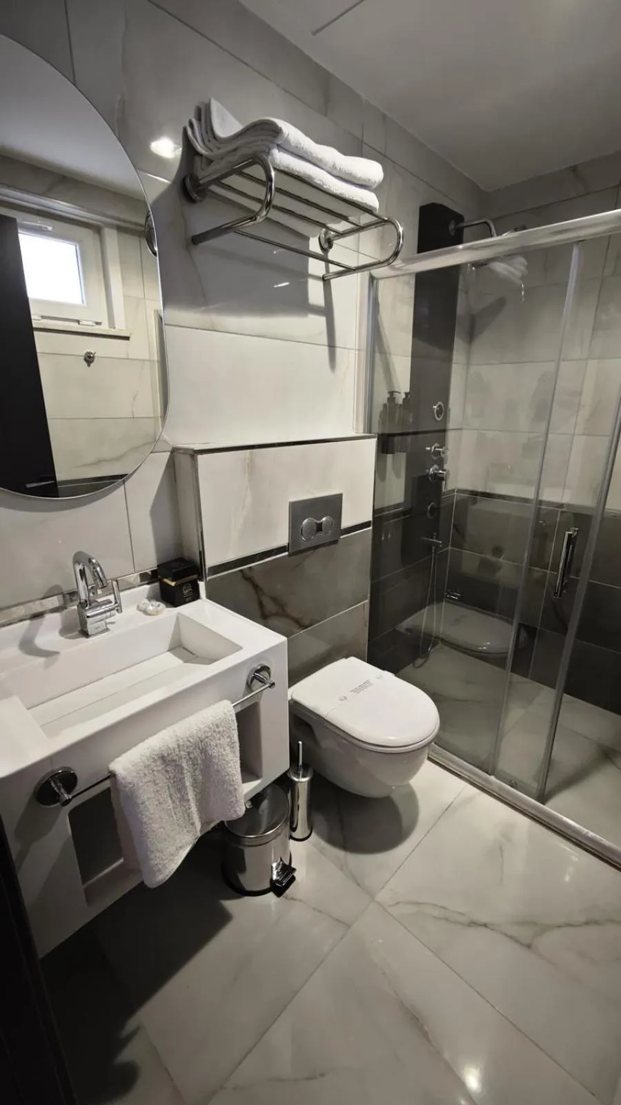 Shower in 216 Silver Suite