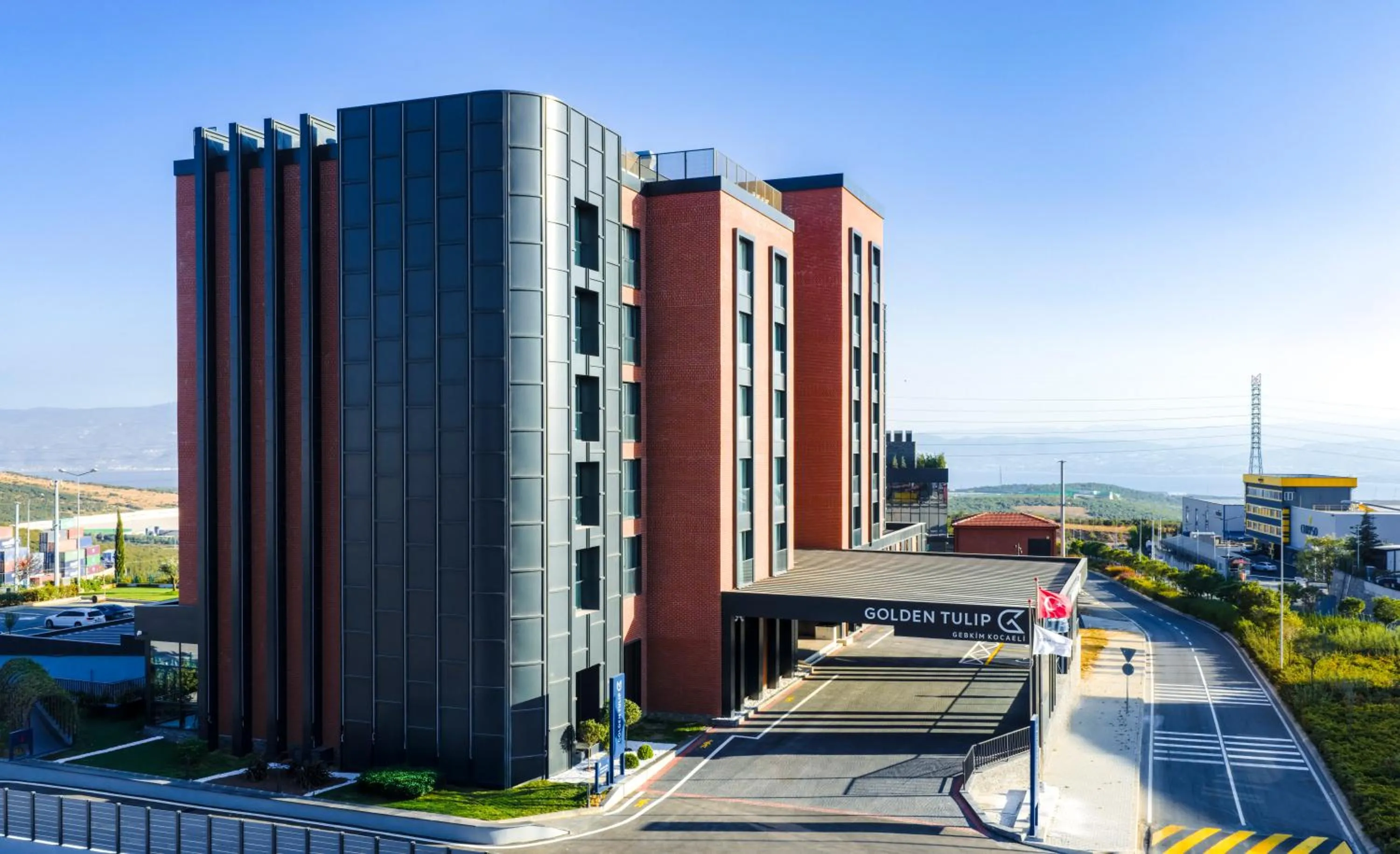 Property building in GOLDEN TULIP GEBKIM KOCAELI