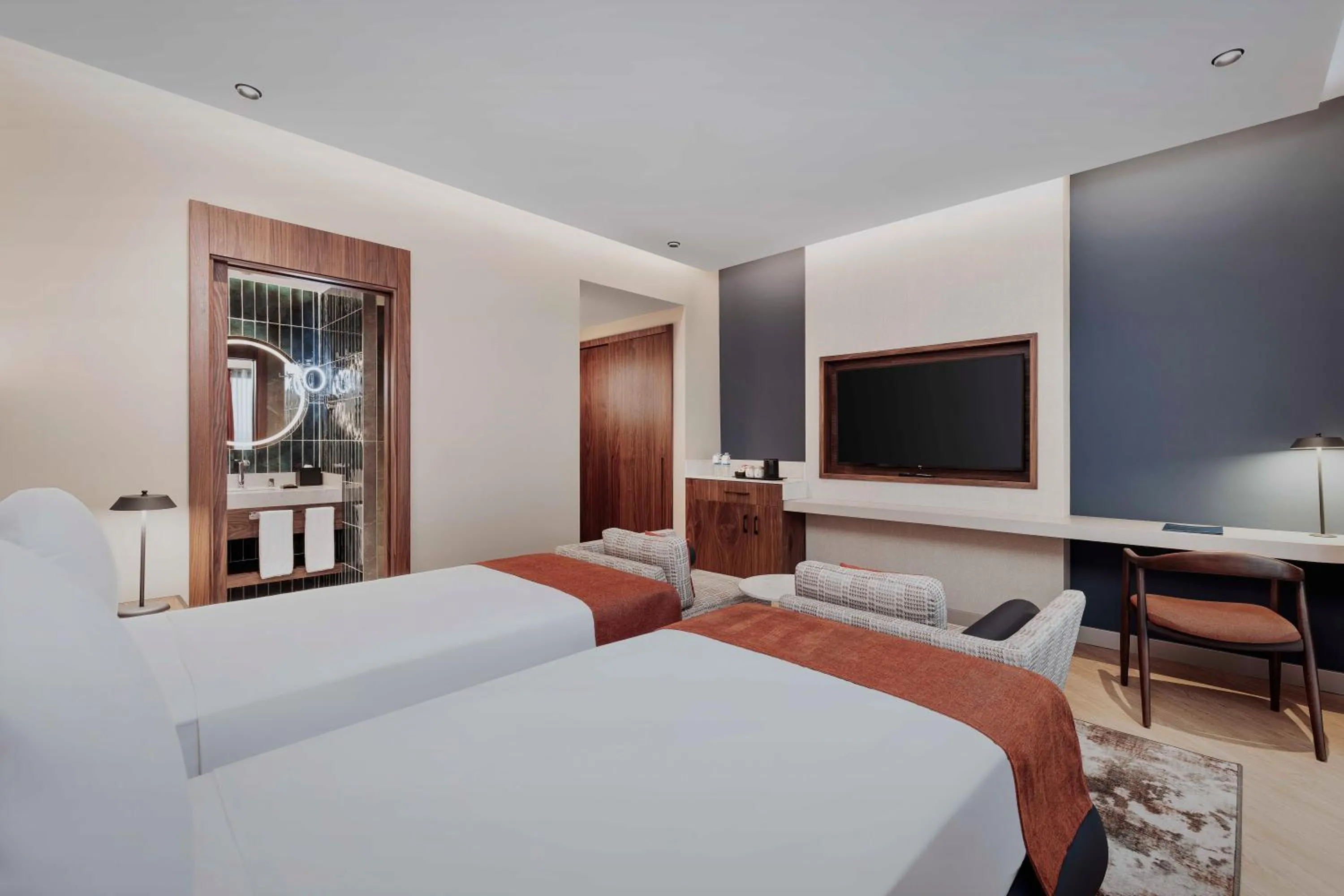 Property building, Bed in GOLDEN TULIP GEBKIM KOCAELI