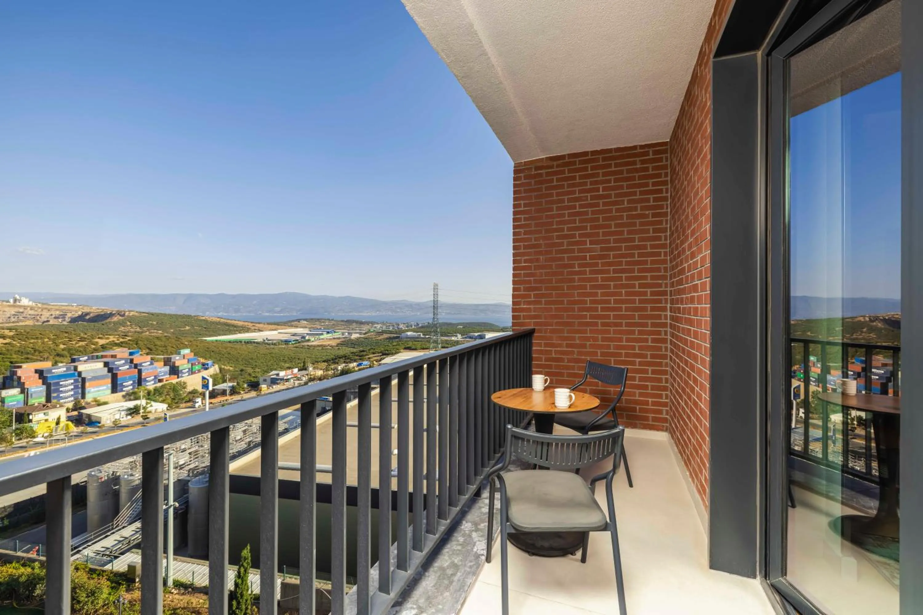 Property building in GOLDEN TULIP GEBKIM KOCAELI
