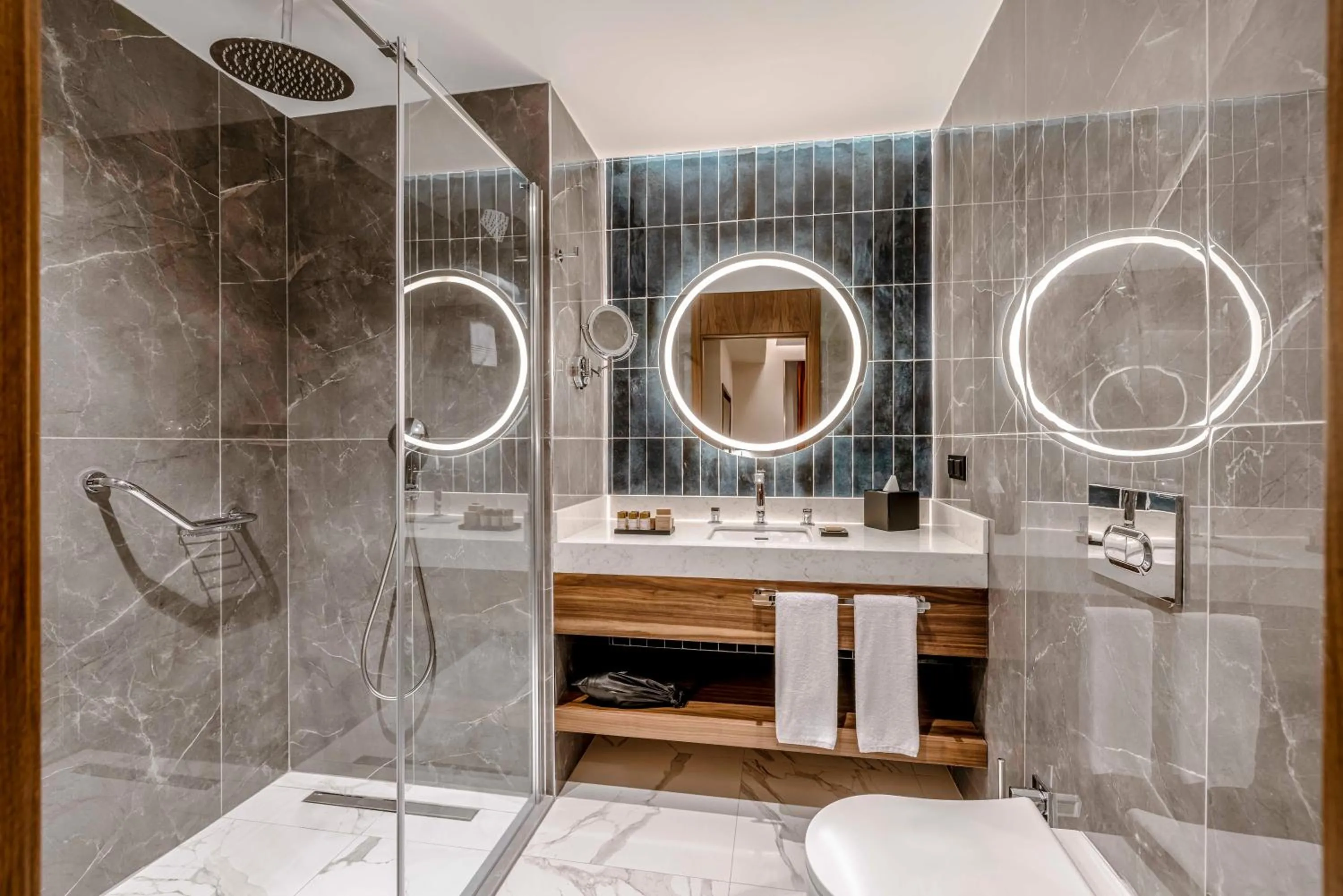 Bathroom in GOLDEN TULIP GEBKIM KOCAELI