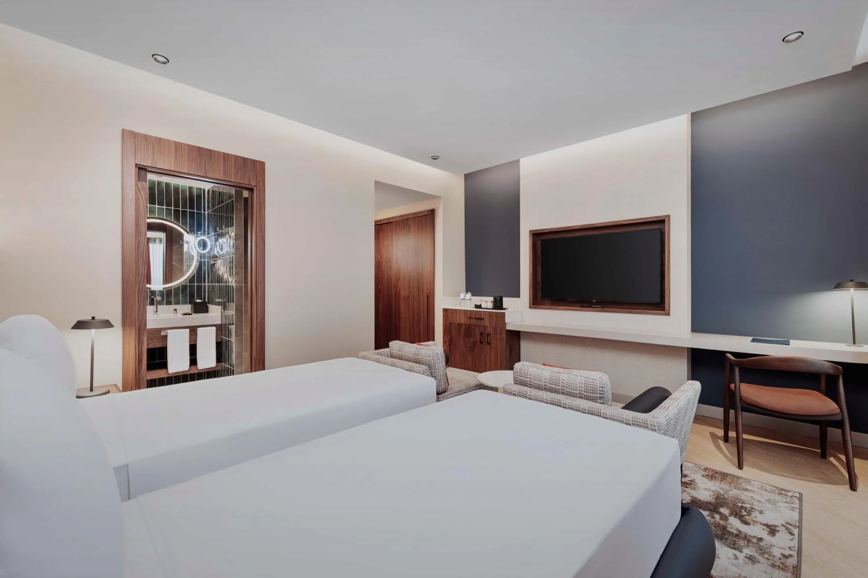 Property building, Bed in GOLDEN TULIP GEBKIM KOCAELI