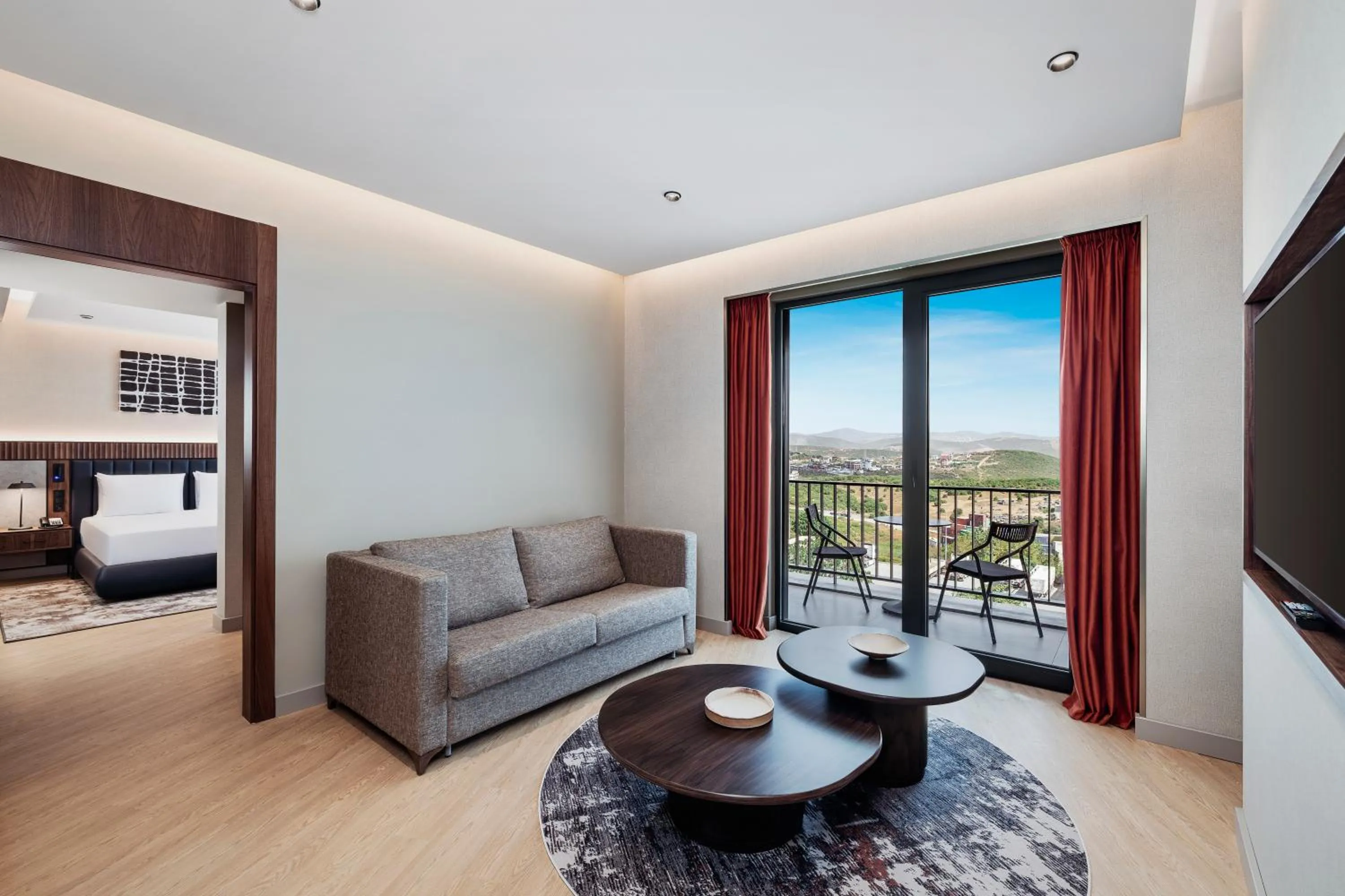 Communal lounge/ TV room in GOLDEN TULIP GEBKIM KOCAELI