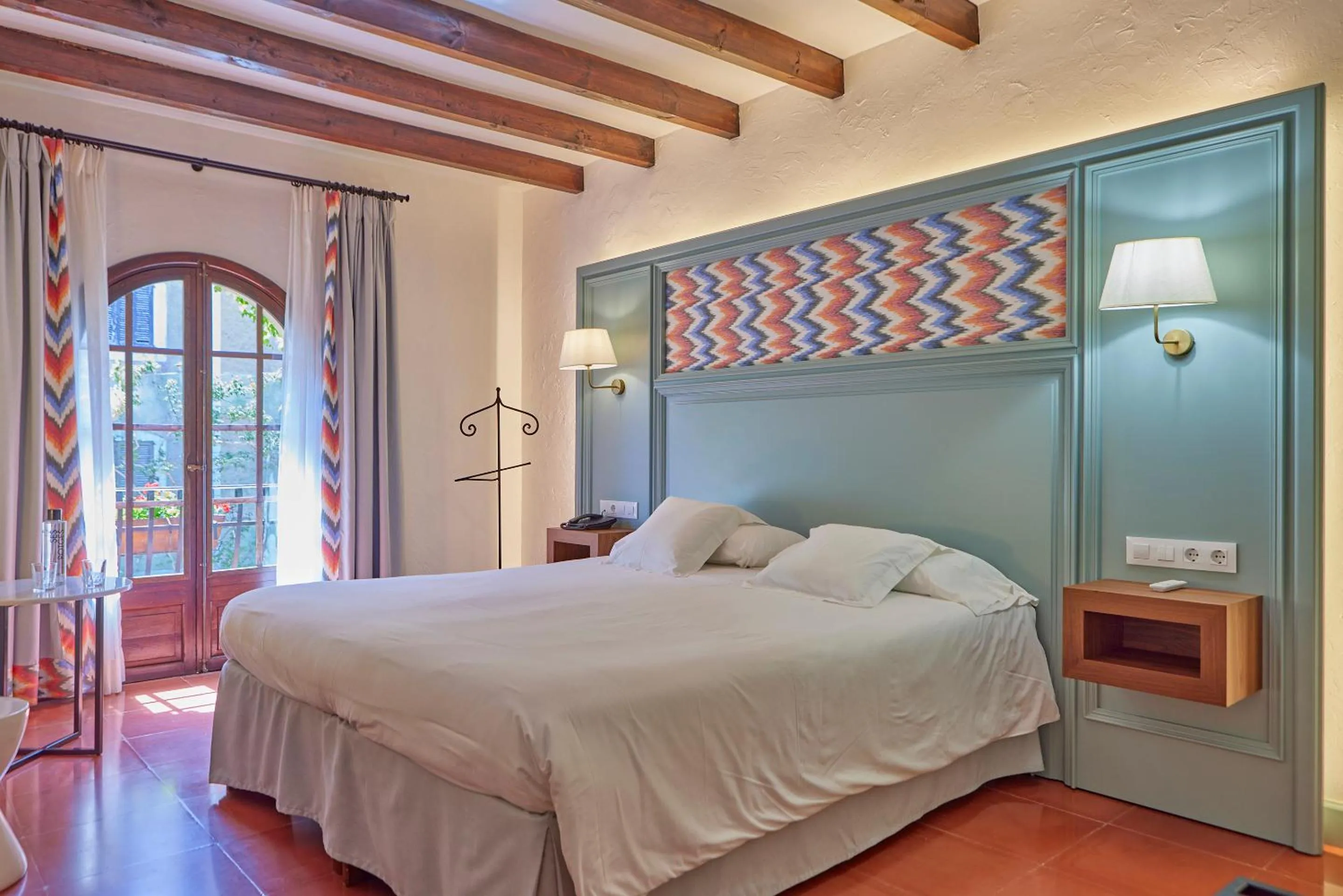 Property building, Bed in Petit Hotel Ses Rotges - Only Adults