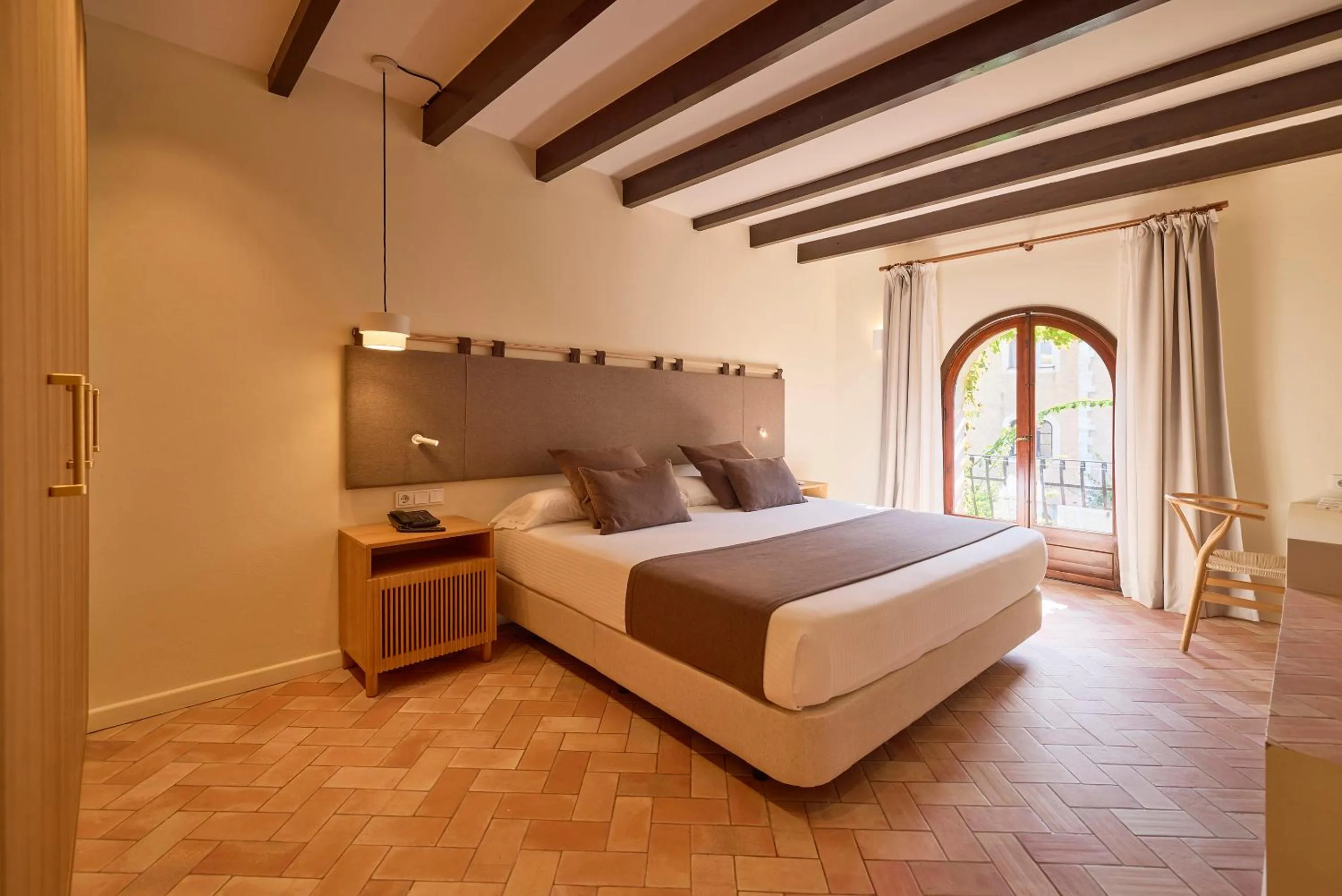 Bed in Petit Hotel Ses Rotges - Only Adults