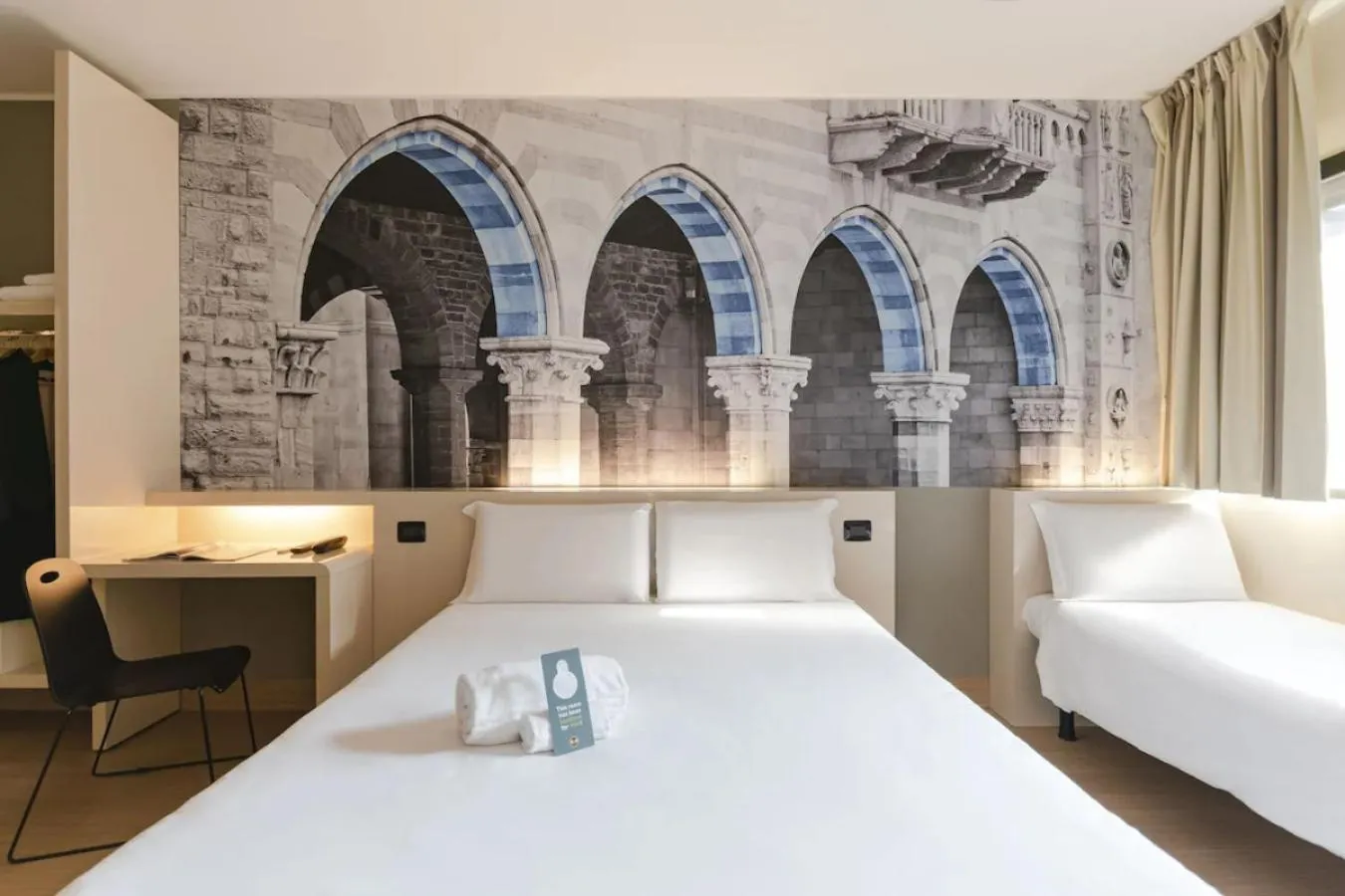 Bedroom, Bed in B&B Hotel Como Camerlata