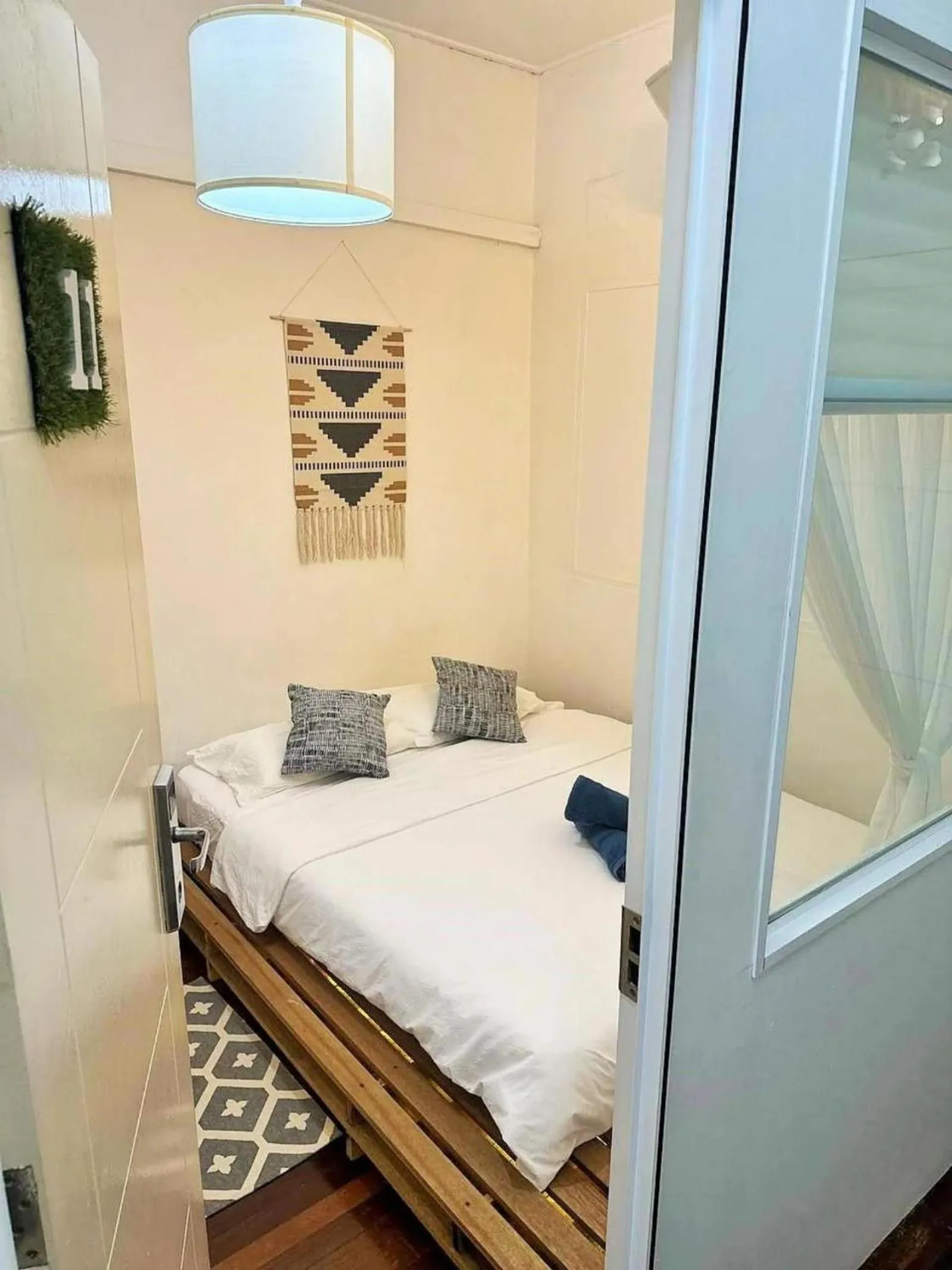 View (from property/room), Bed in Jonker Vibe Inn