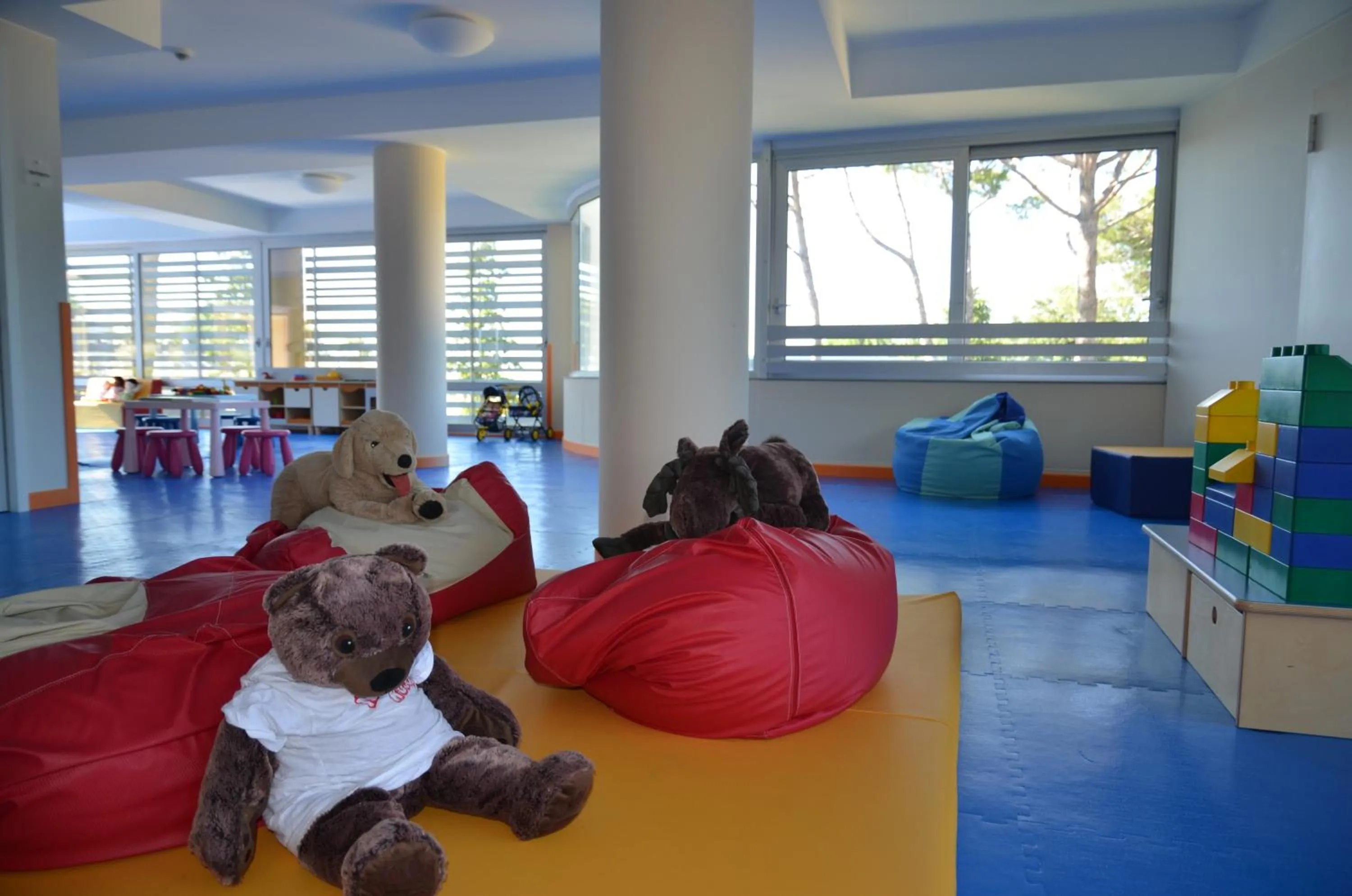 Kids's club in Laguna Park Hotel 4Superior