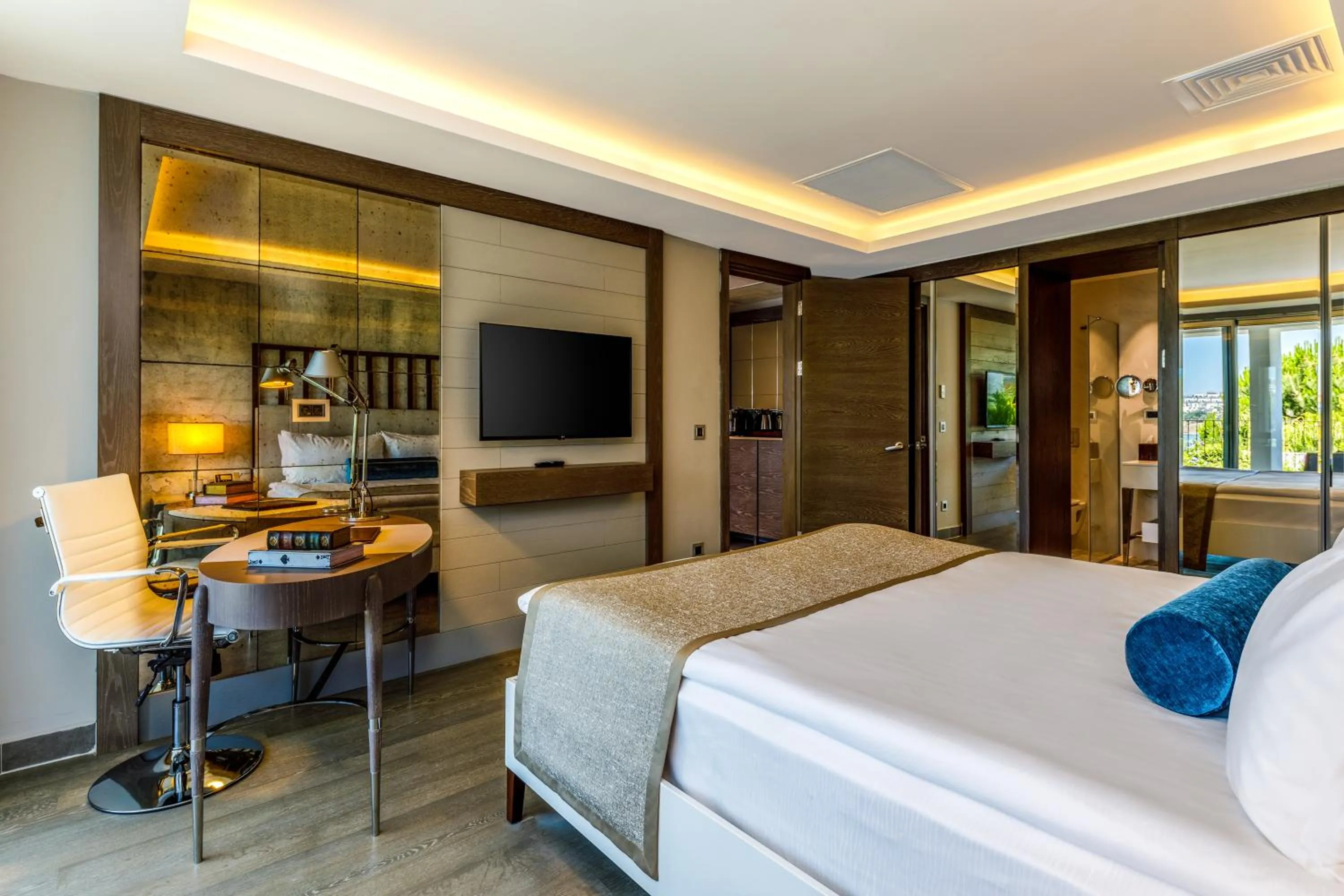 Bed in Sirene Luxury Hotel Bodrum