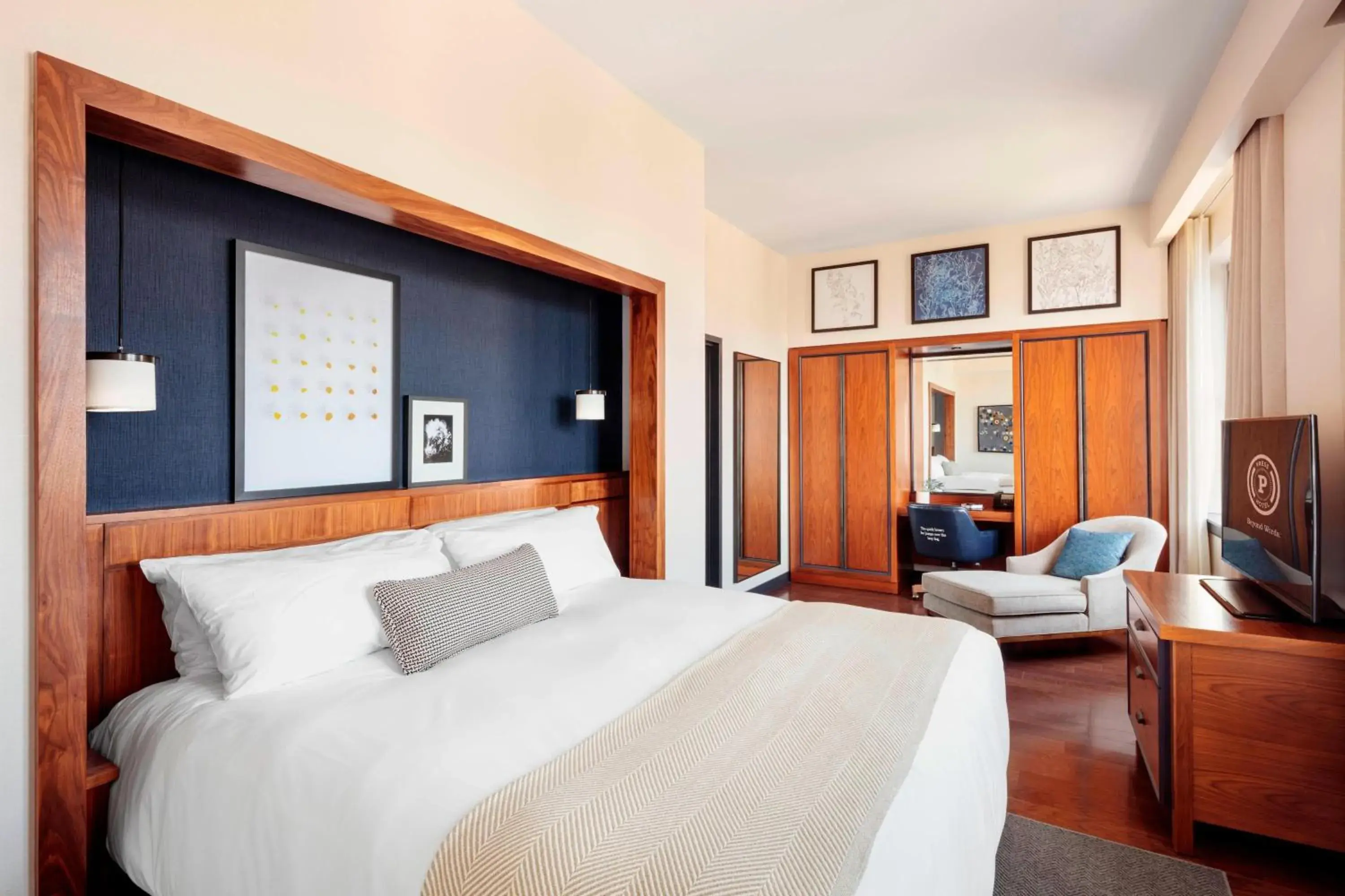 Bedroom, Bed in The Press Hotel, Autograph Collection Bedroom, Bed in The Press Hotel, Autograph Collection