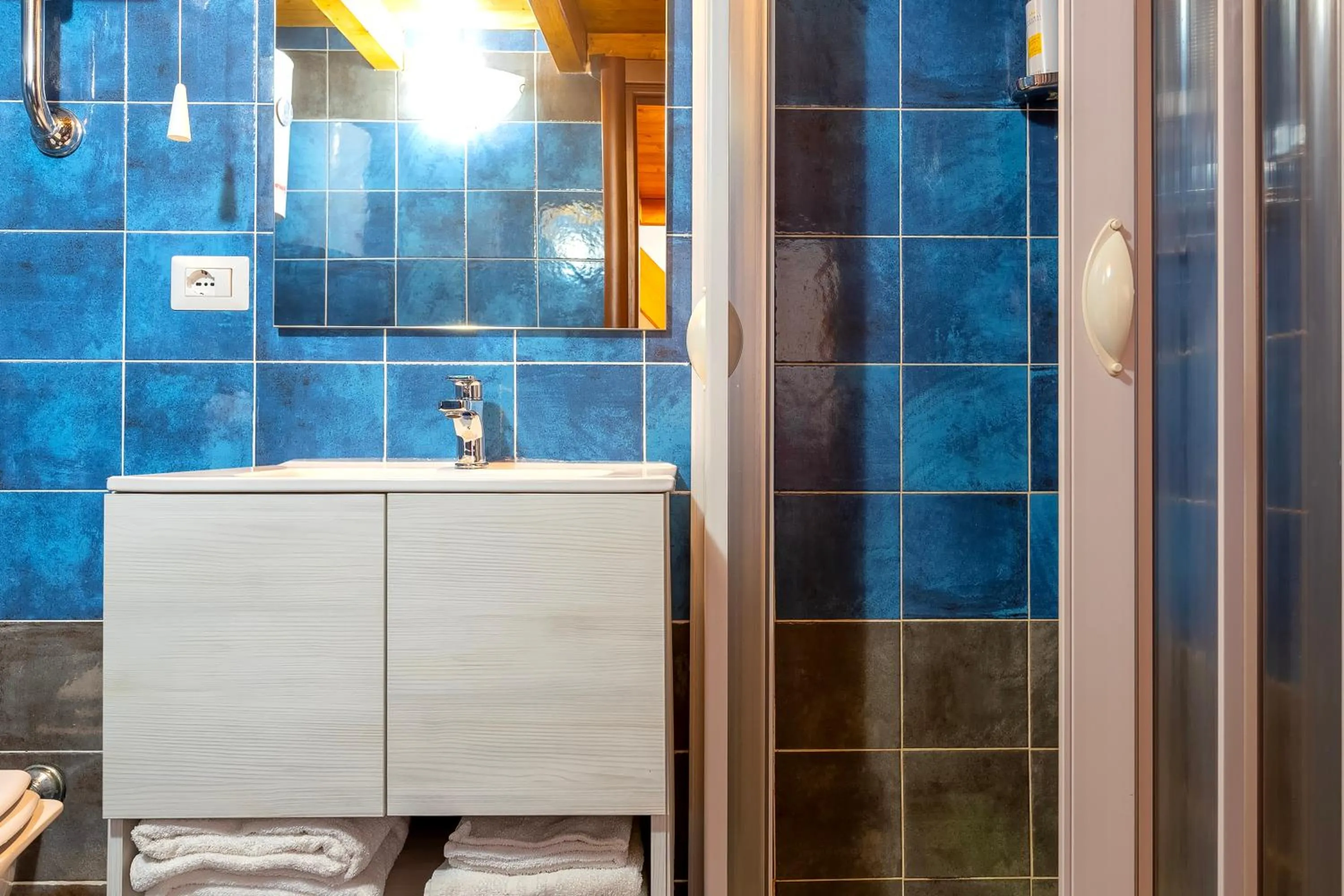 Bathroom in Alguer Guest House