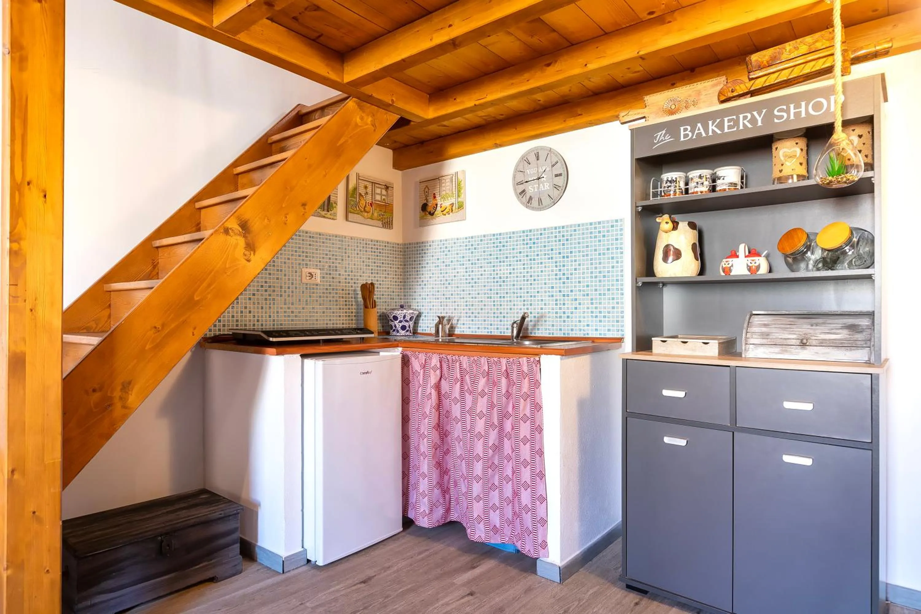 Kitchen or kitchenette in Alguer Guest House