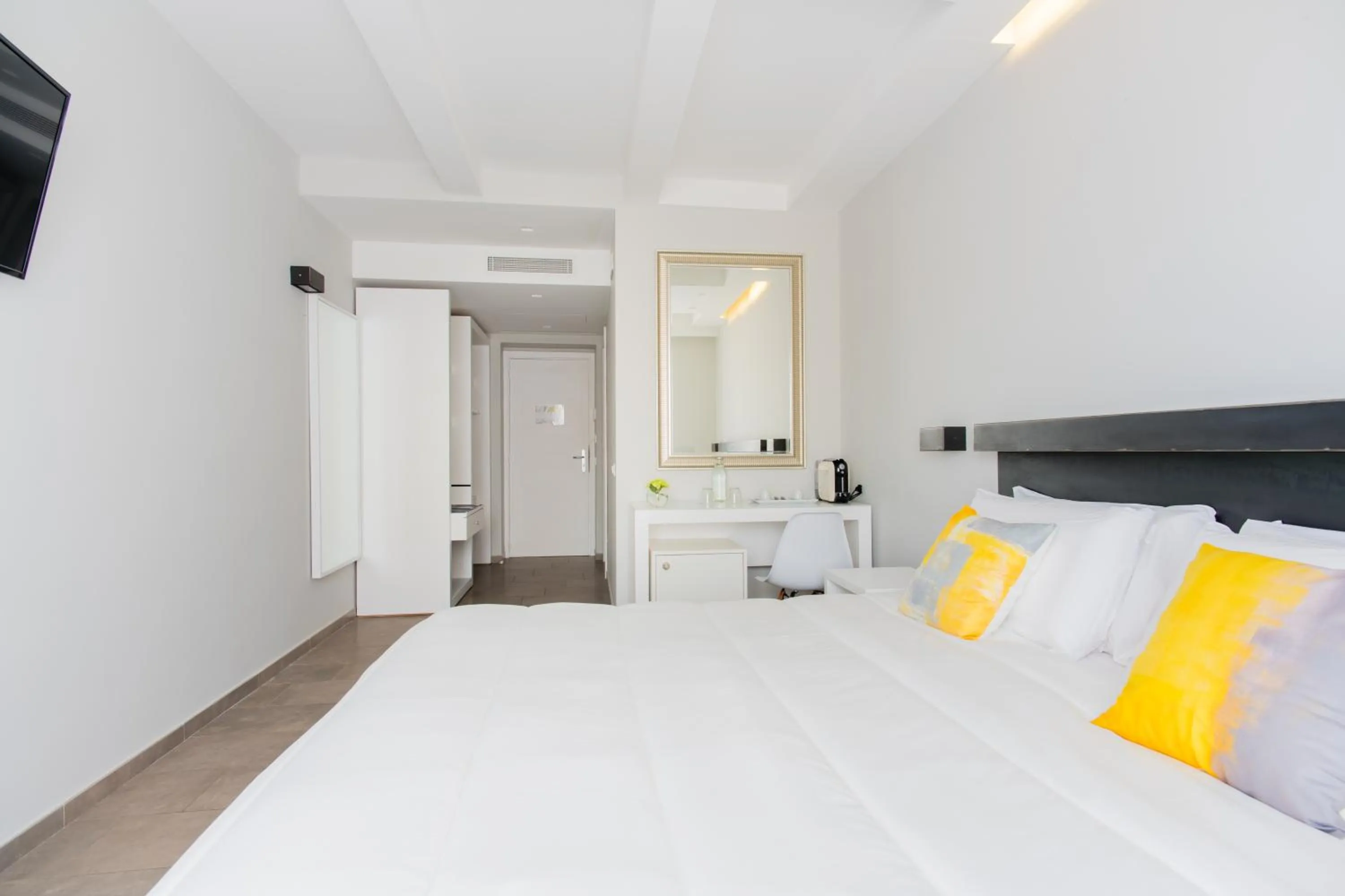 Photo of the whole room, Bed in Palazzo Gargiulo Luxury Rooms & Suites