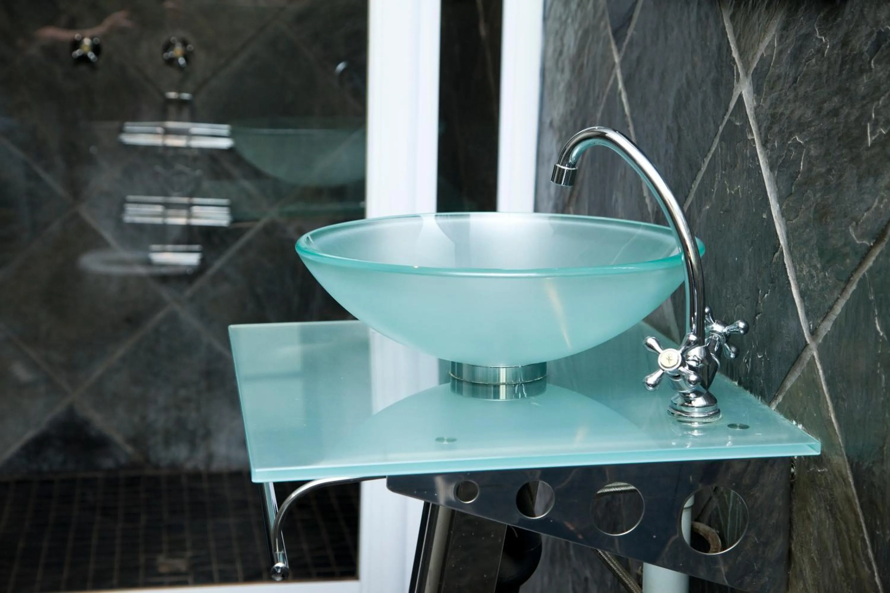 Bathroom in The Gables Middelburg MPU