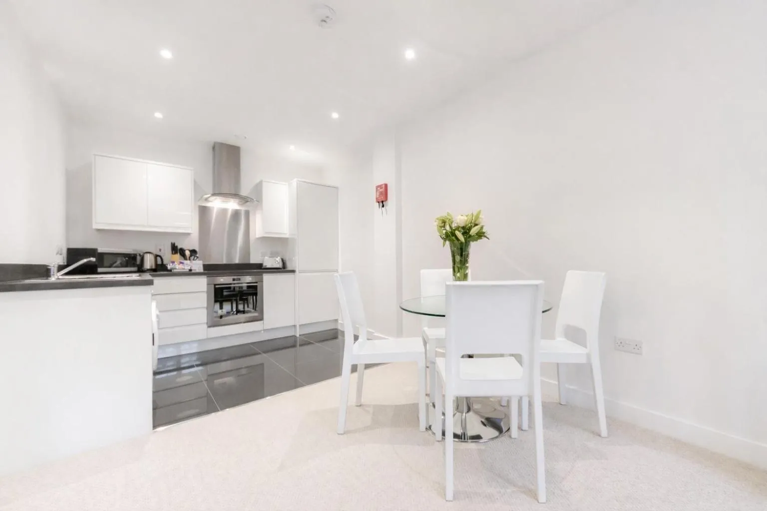 Dining area in Roomspace Serviced Apartments - Nouvelle House