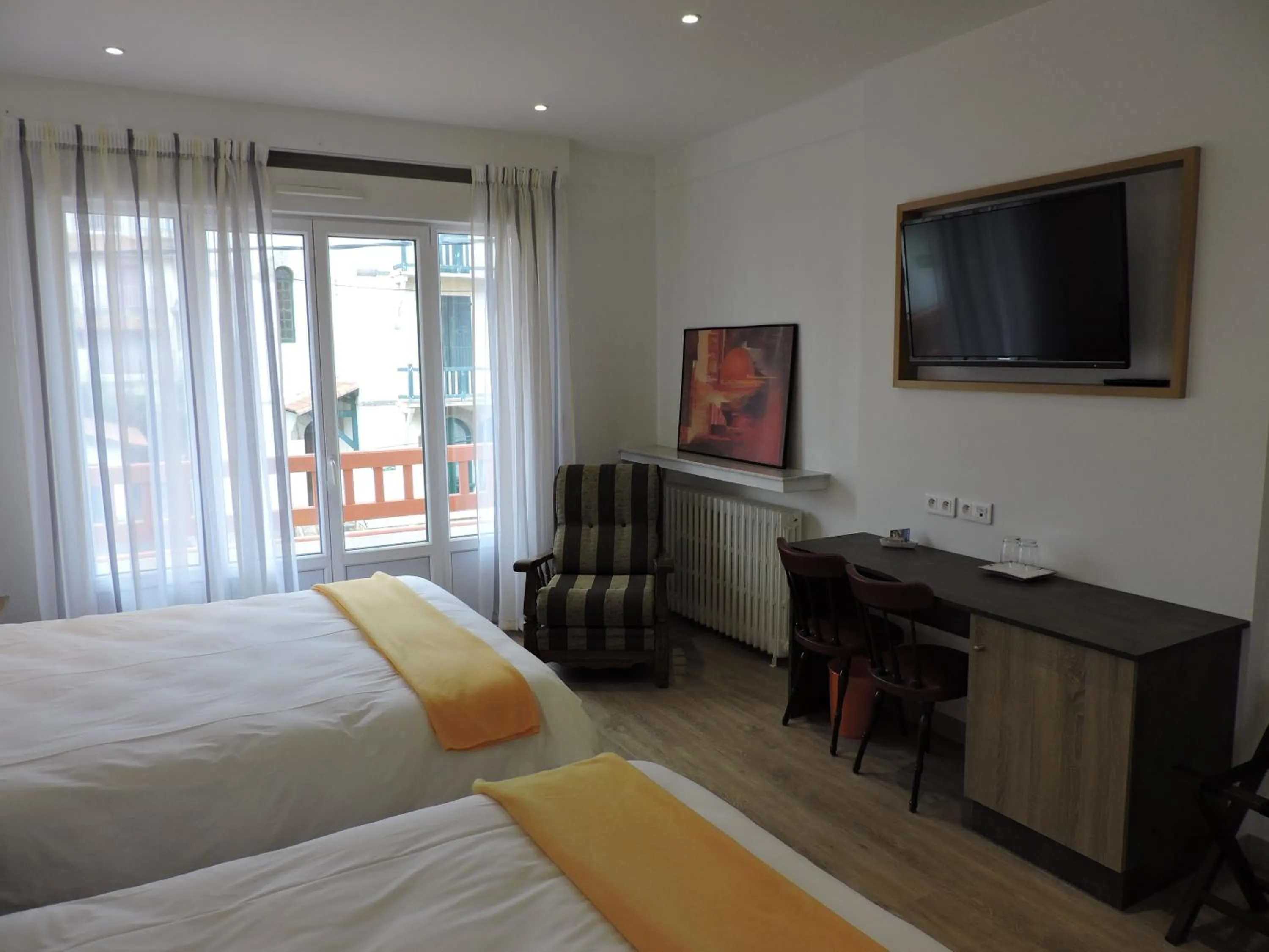 Day in Hotel Uhainak