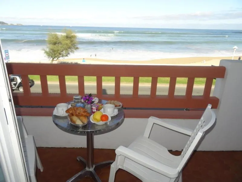 Day in Hotel Uhainak