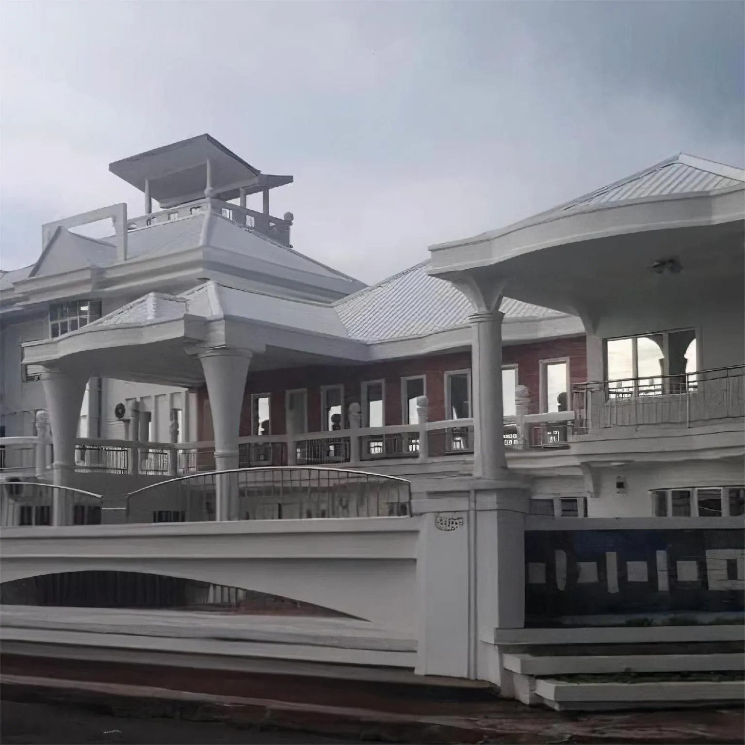 Magnificent White House Semporna