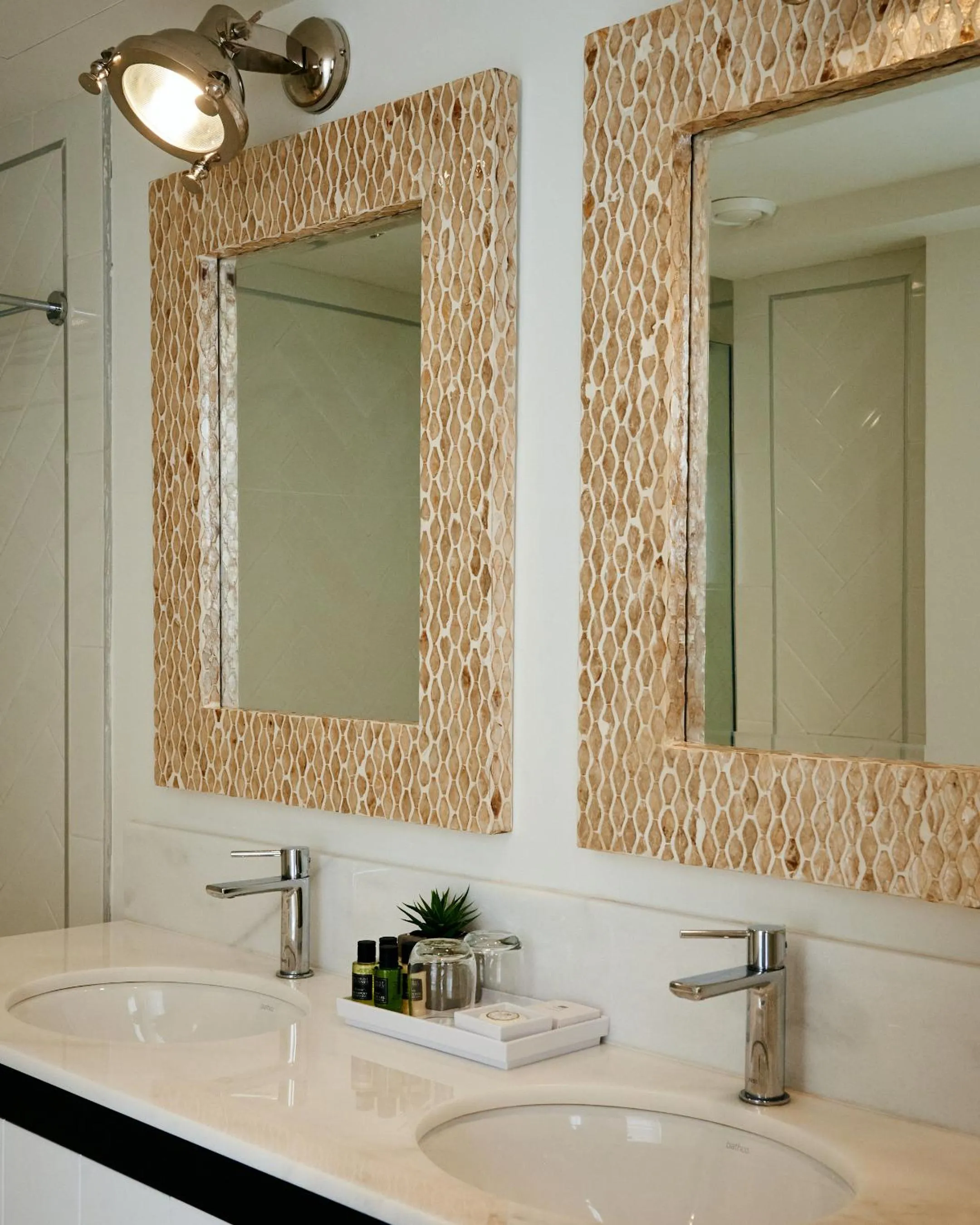 Bathroom in Hotel Honucai