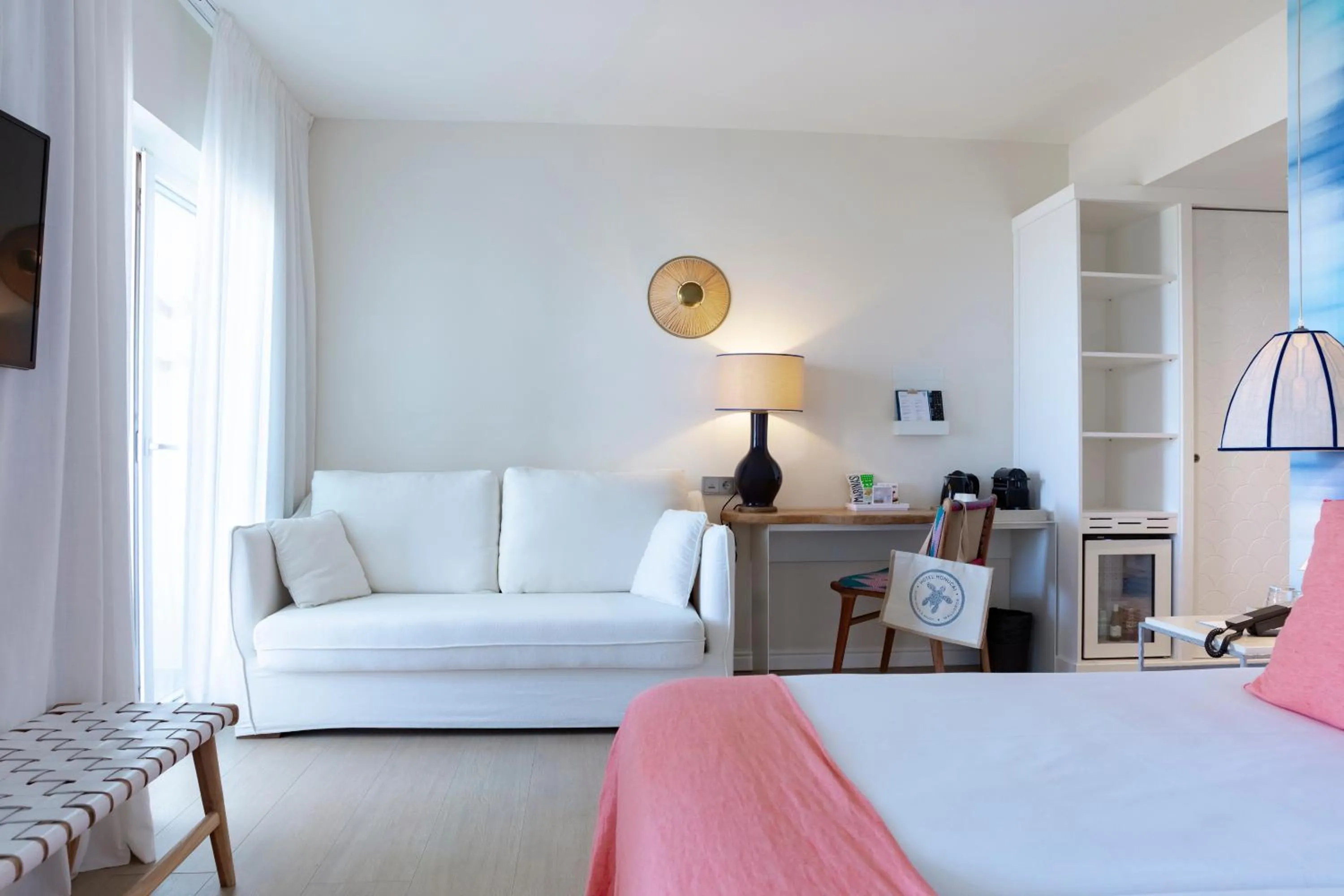 Photo of the whole room, Bed in Hotel Honucai