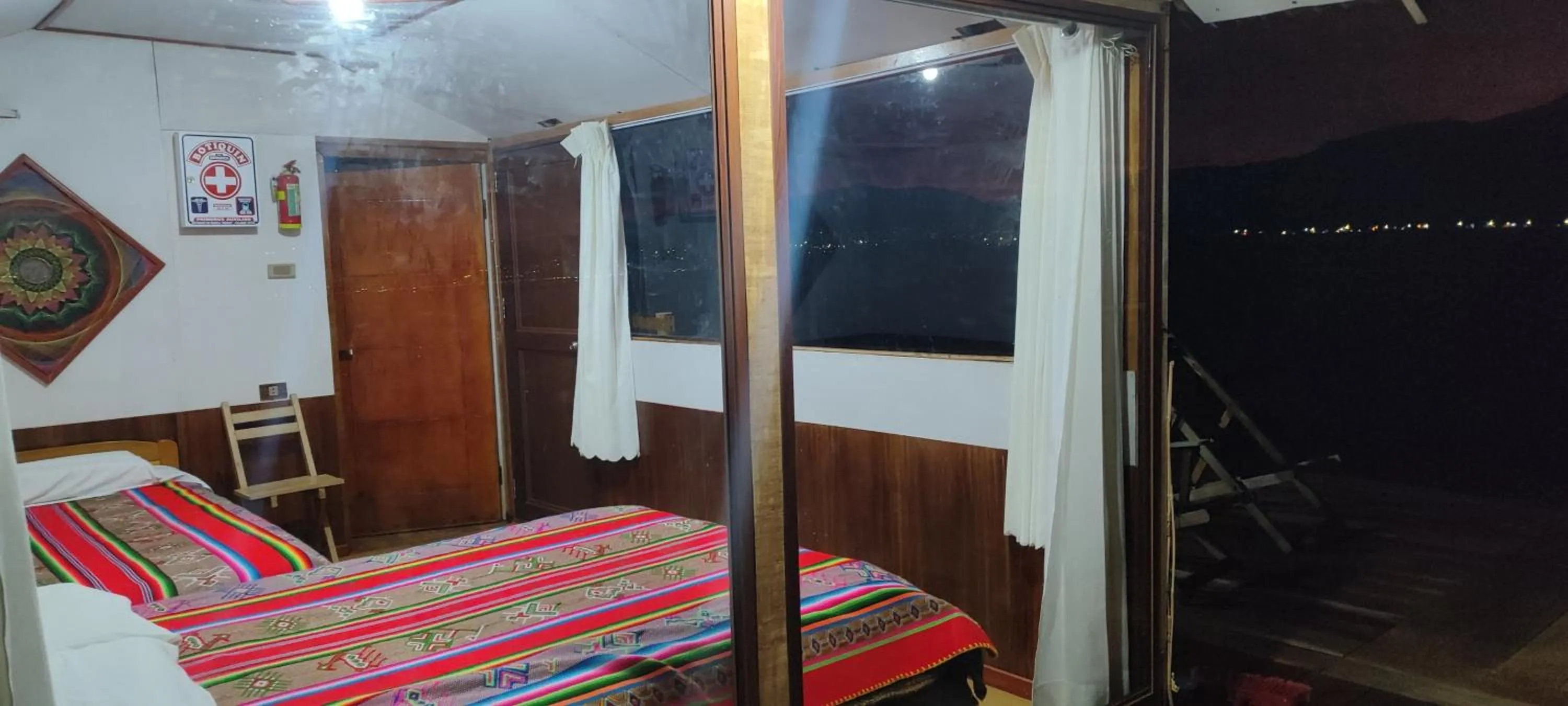 Bed in Titicaca Atrion Uros