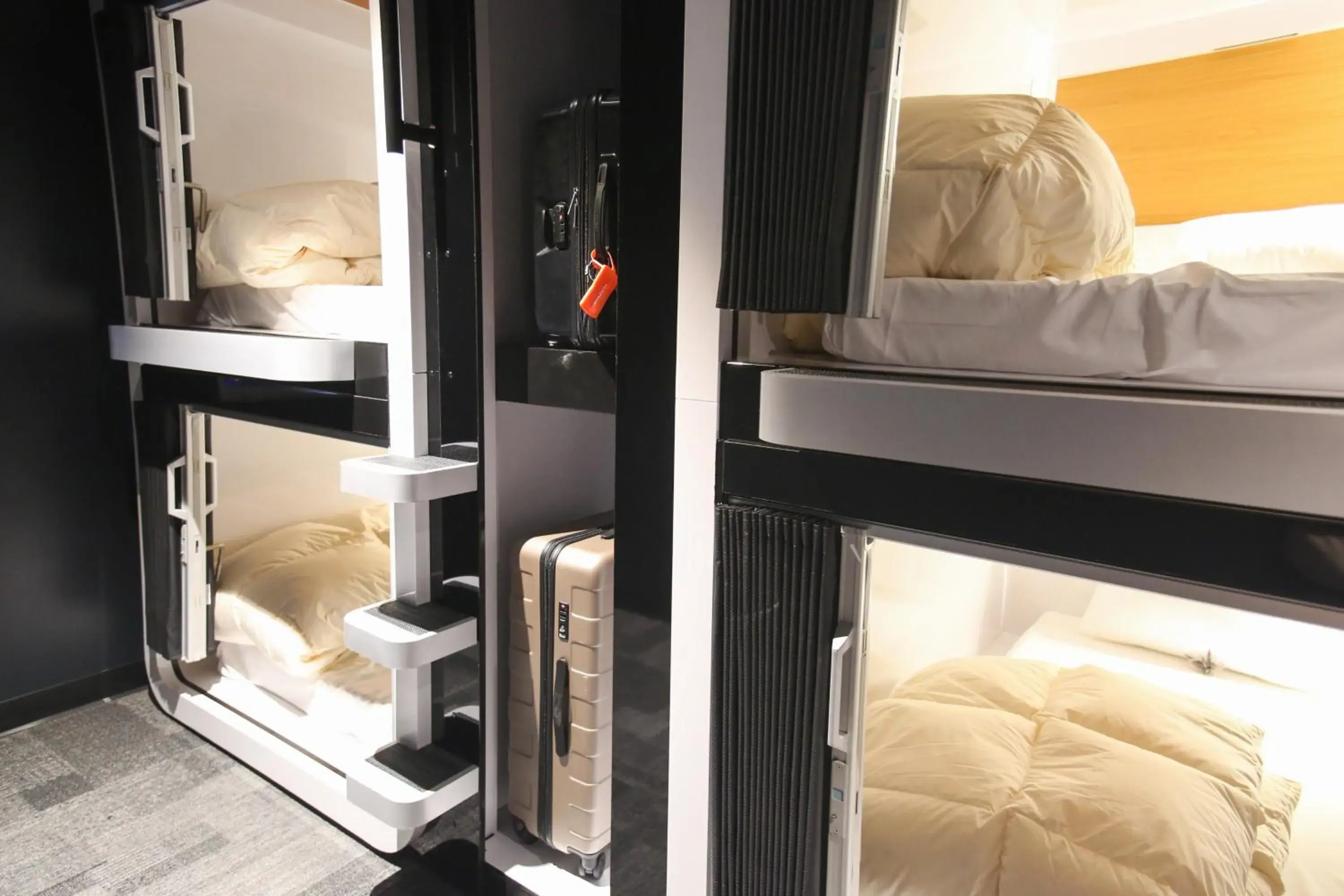Single Bed in Male Dormitory Room in First Cabin International Hawaii Single Bed in Male Dormitory Room in First Cabin International Hawaii