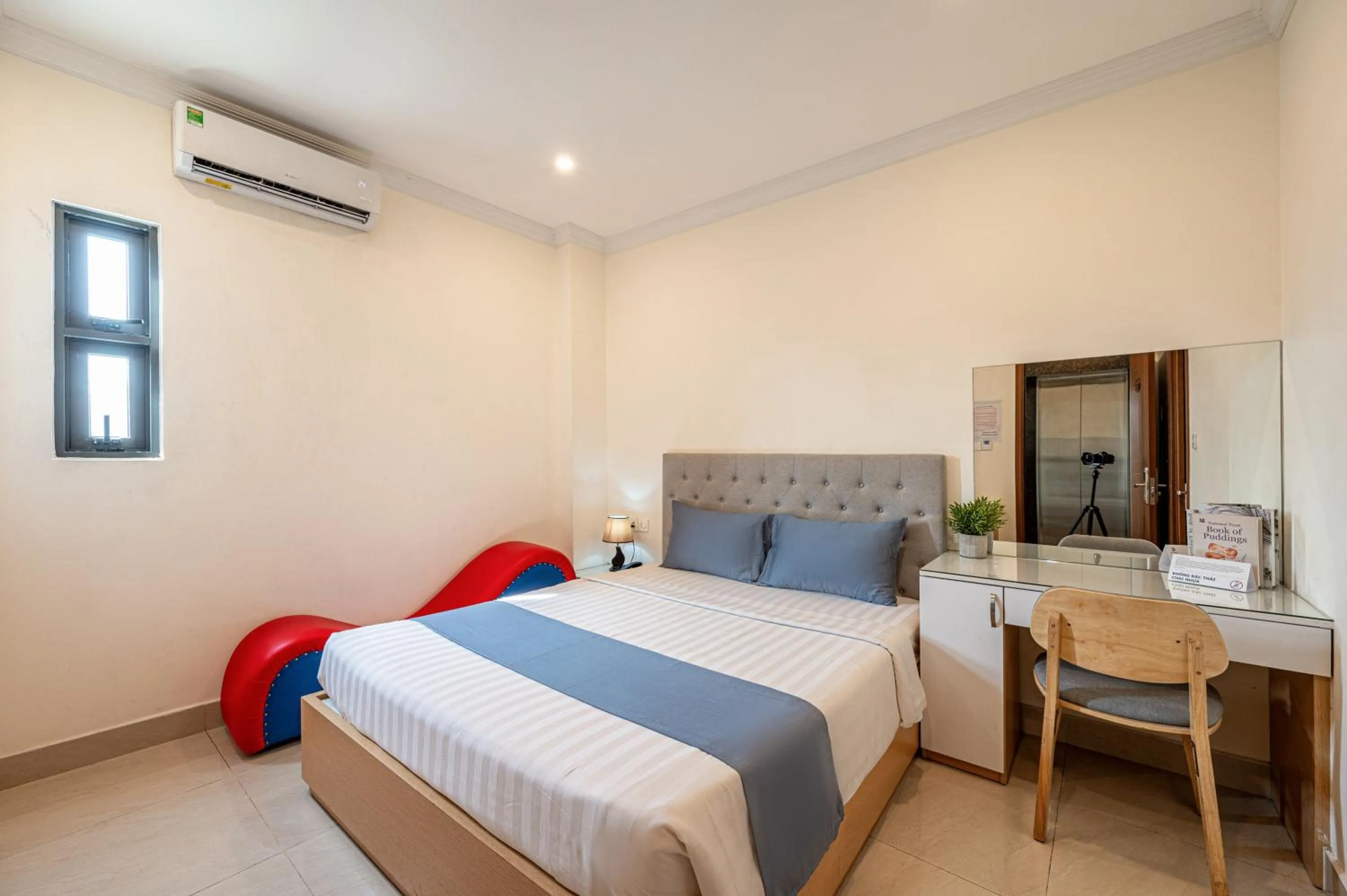 Bed in Cozrum - Love Hotel Trần Thị Nghỉ