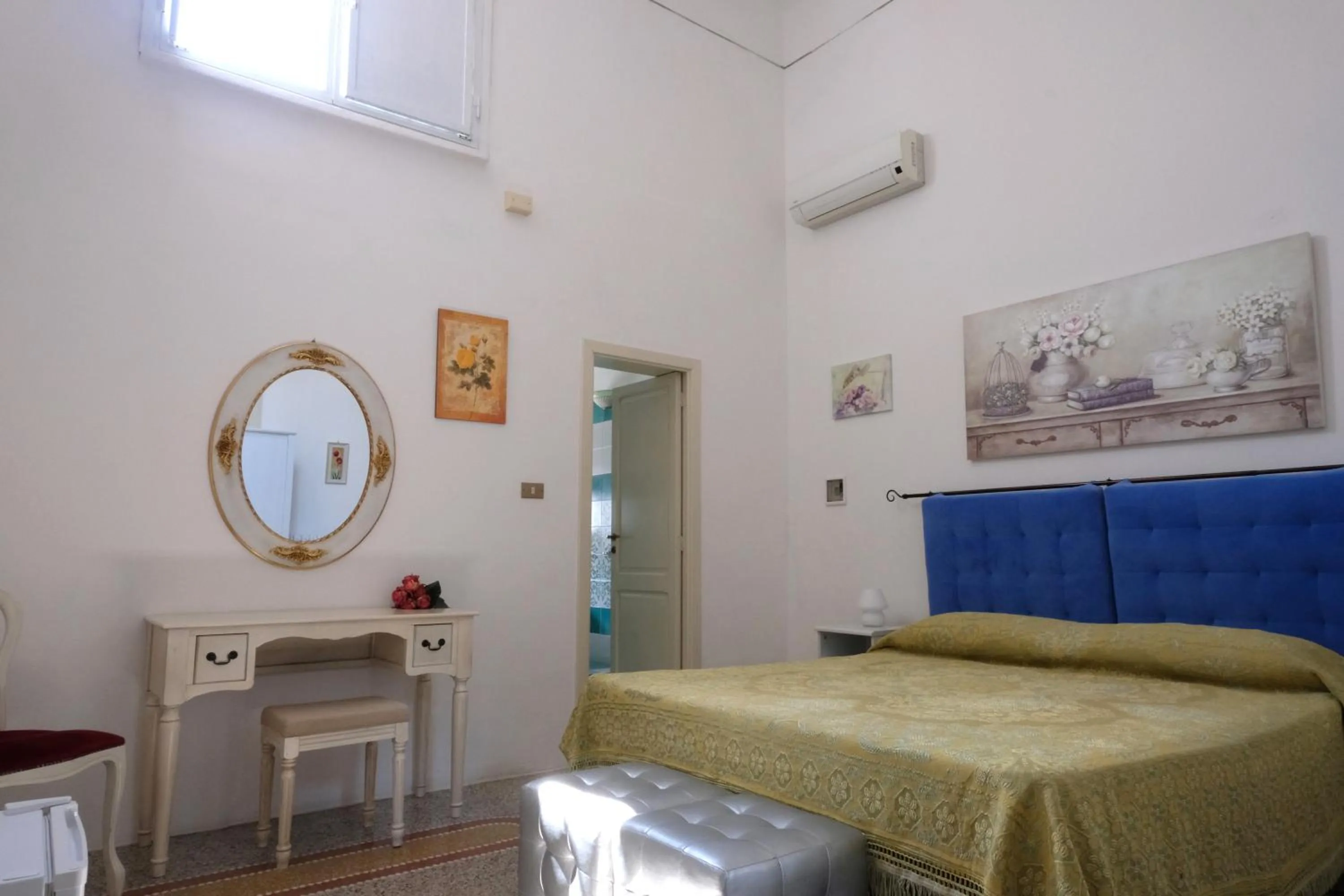 Photo of the whole room, Bed in Ugento Dimora
