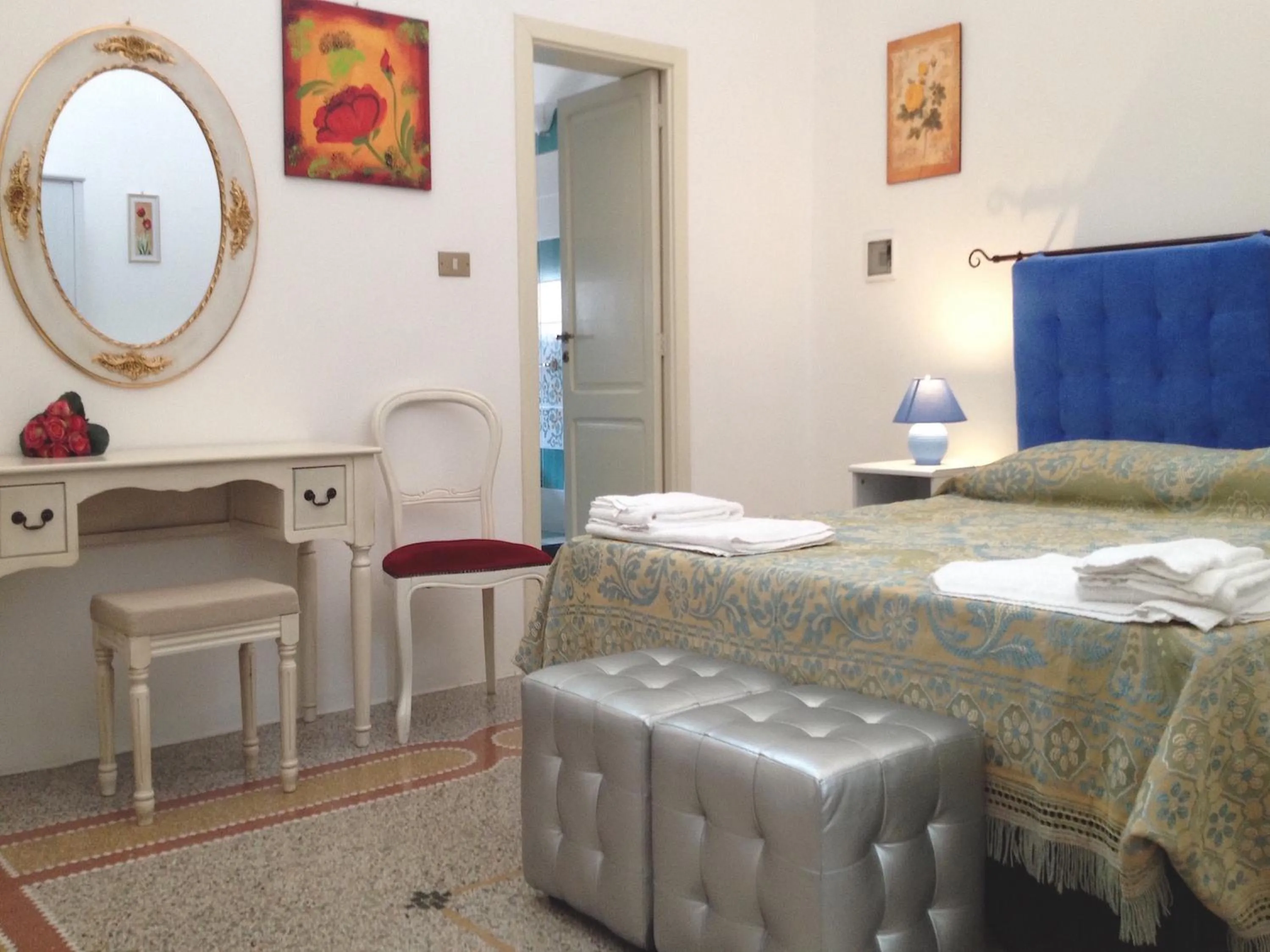 Bathroom, Bed in Ugento Dimora