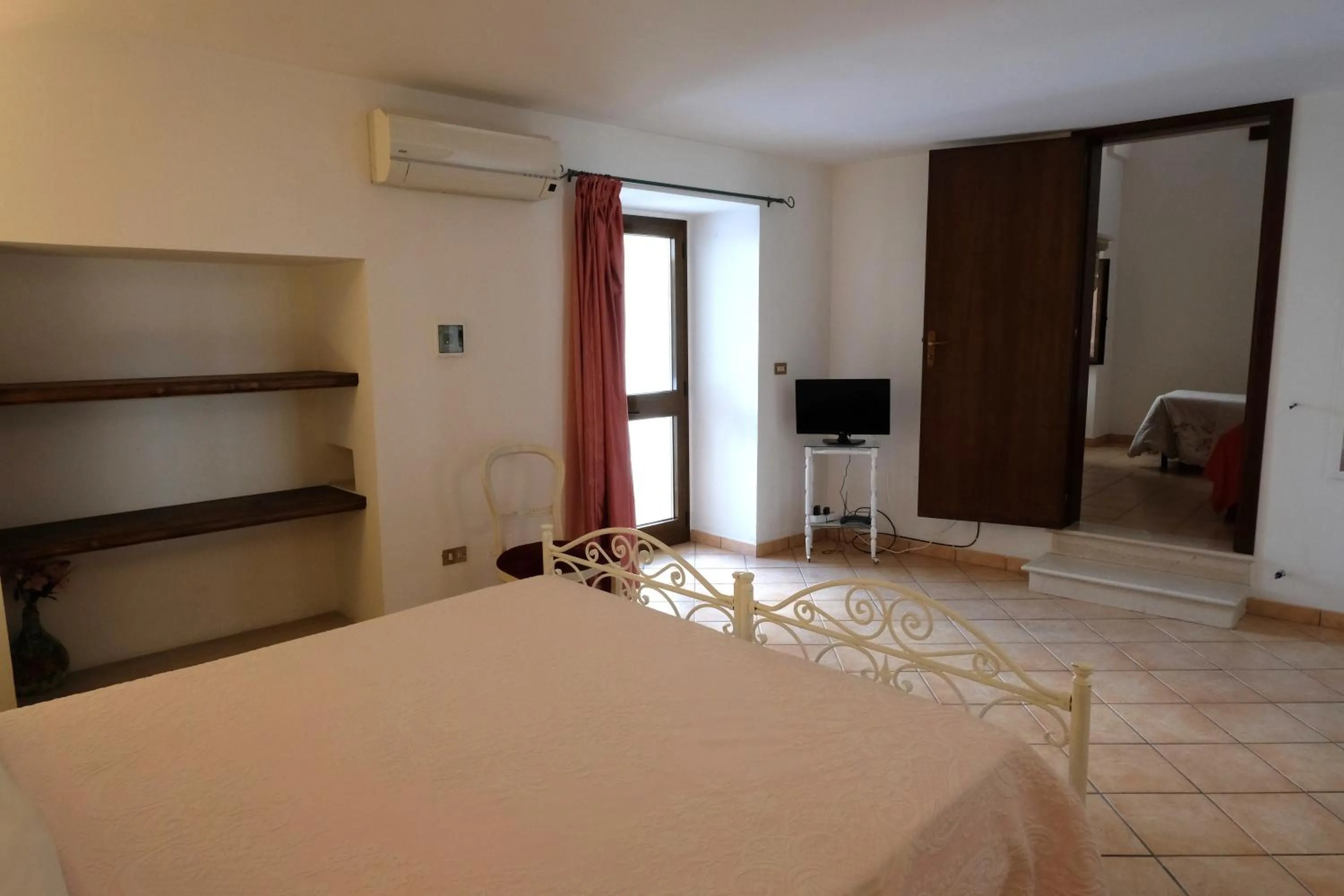 Photo of the whole room, Bed in Ugento Dimora