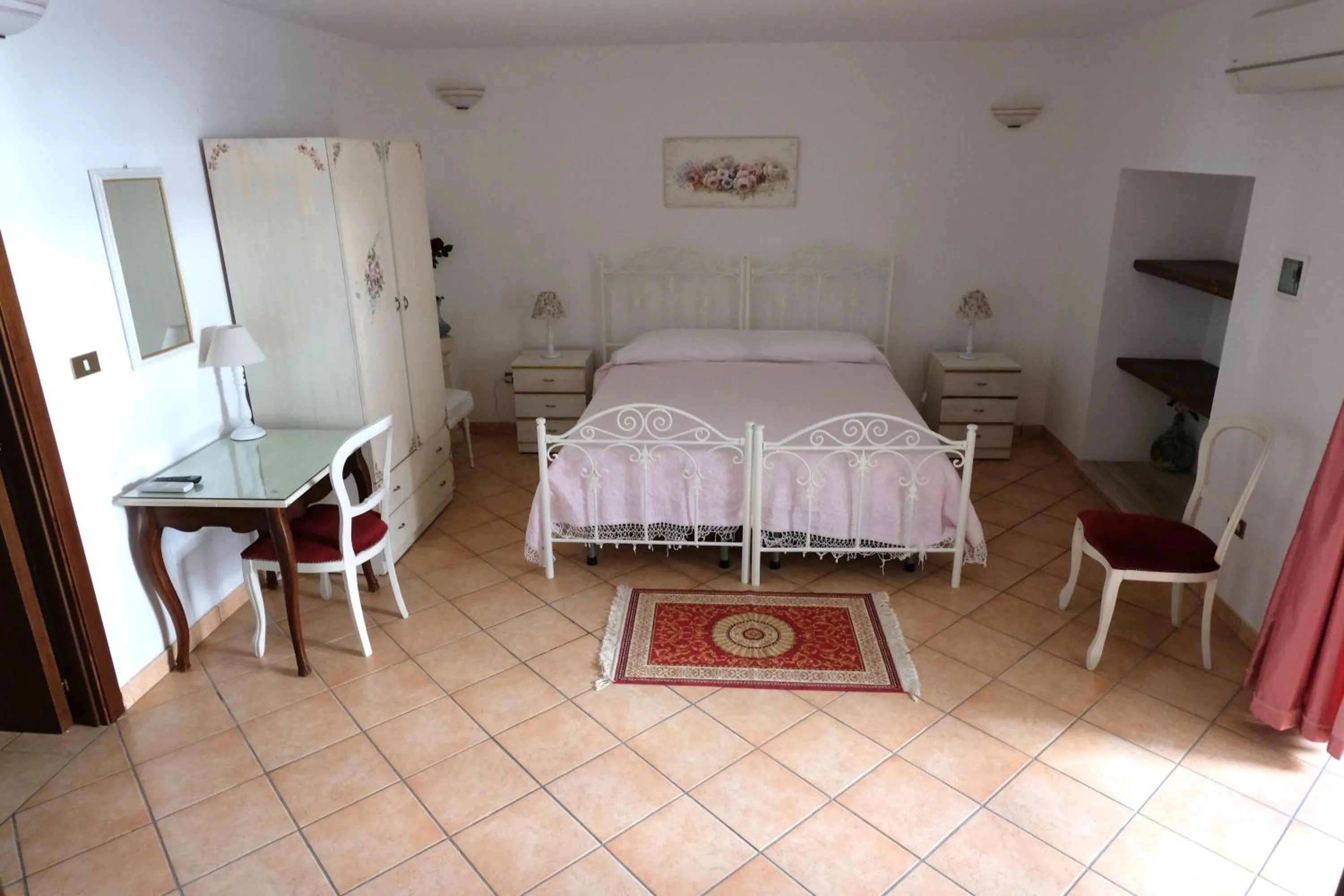 Photo of the whole room, Bed in Ugento Dimora