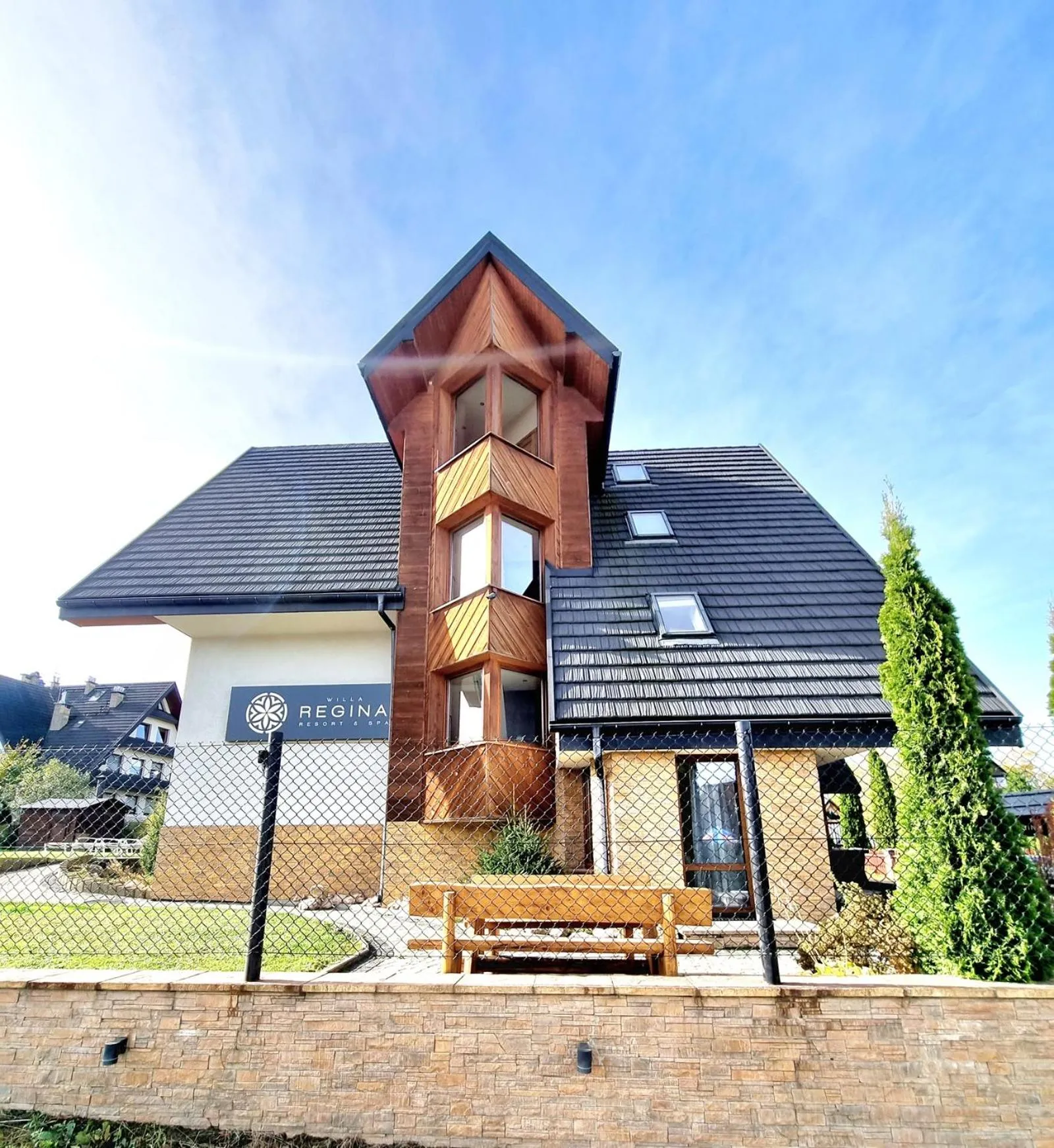 Property building in Willa Regina II Resort & SPA