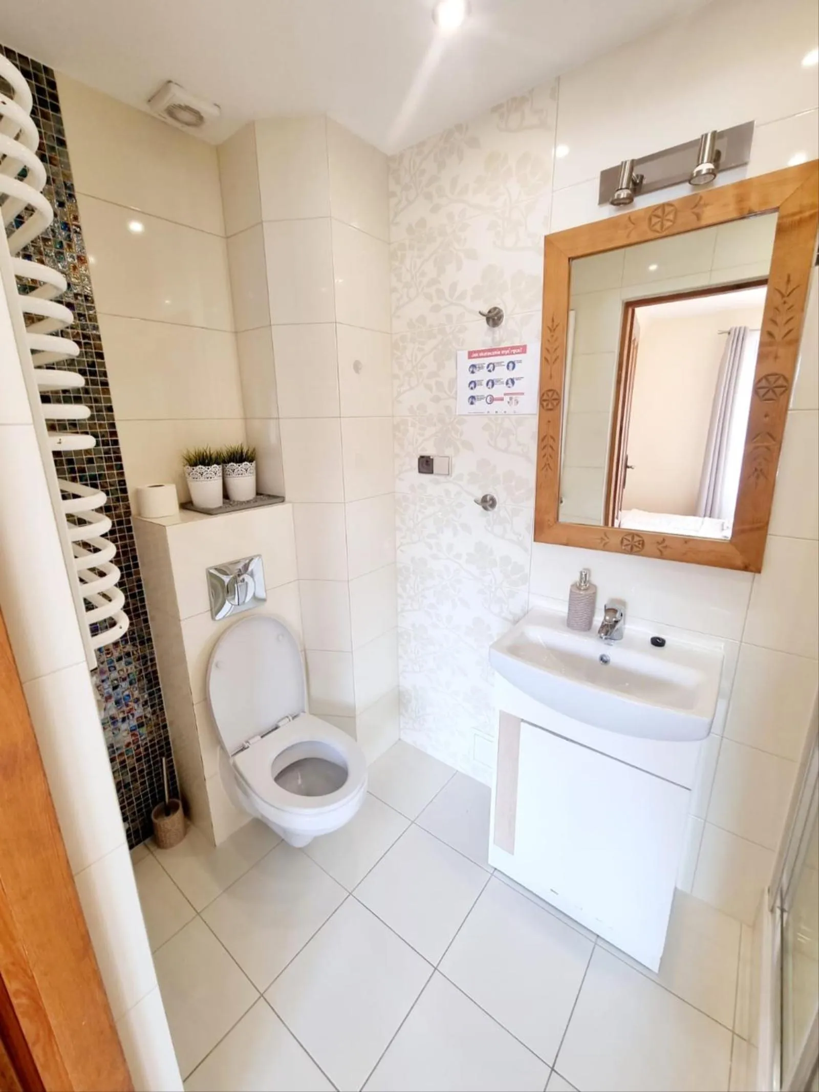 Toilet in Willa Regina II Resort & SPA