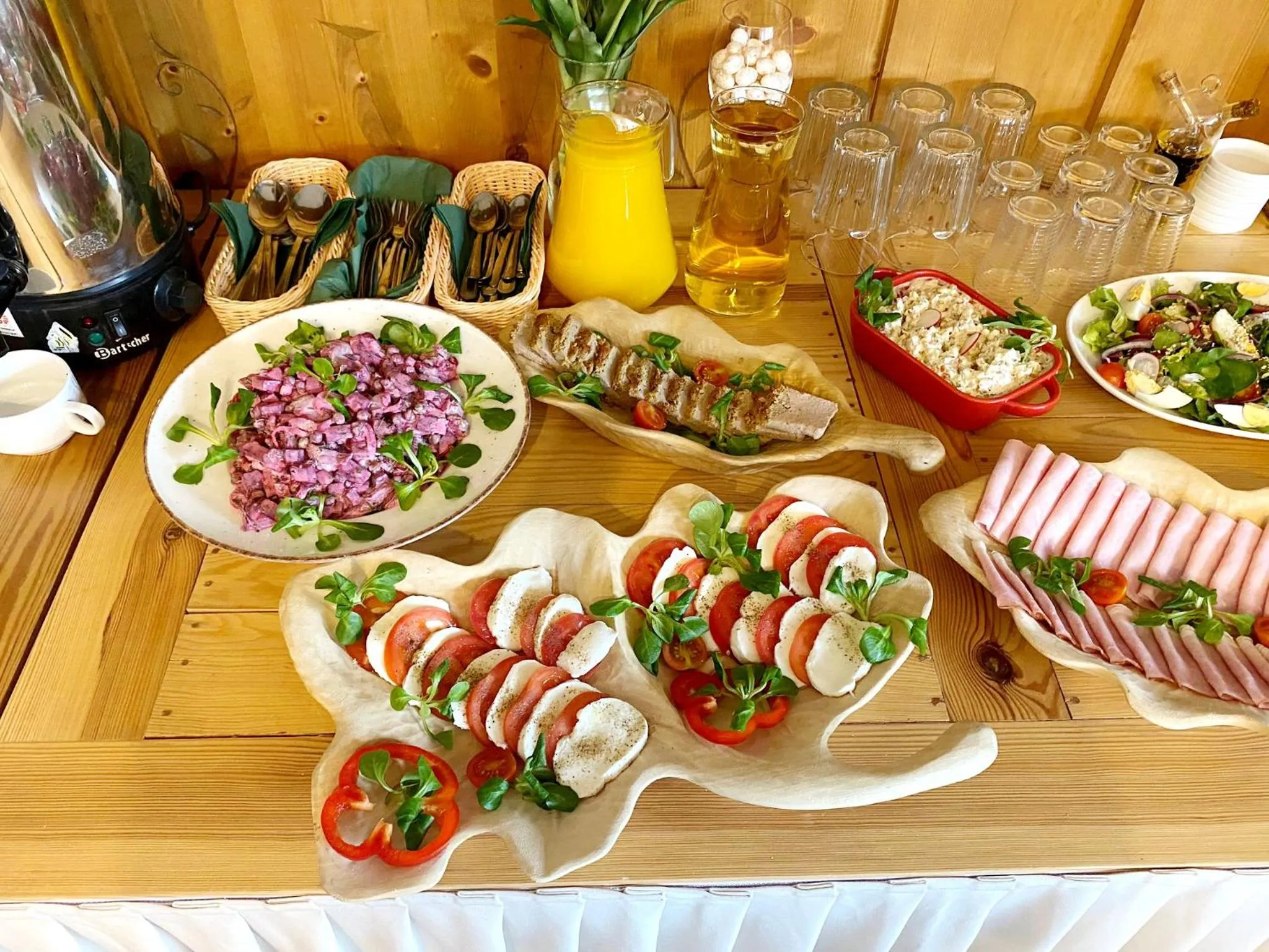 Buffet breakfast in Willa Regina II Resort & SPA