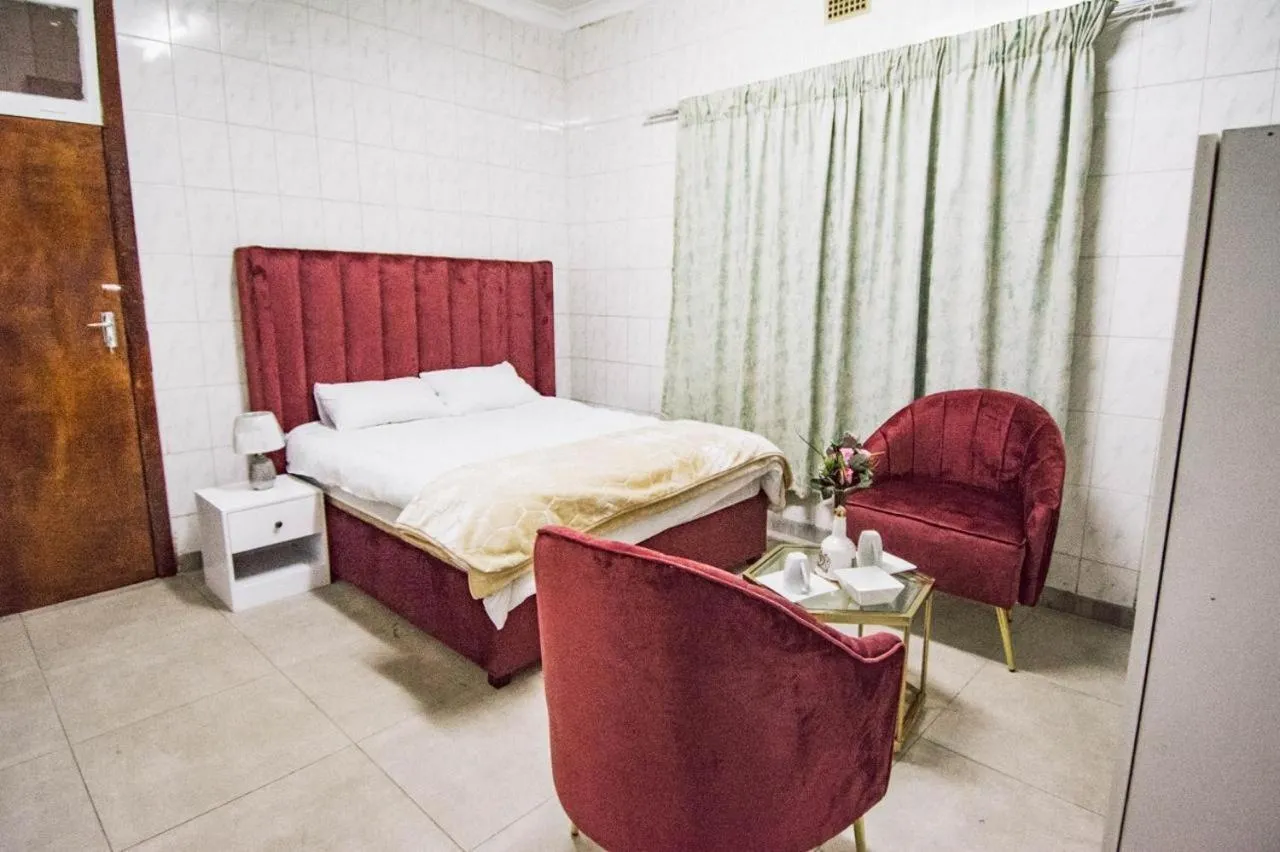 Bed in Skypz Home Lodge