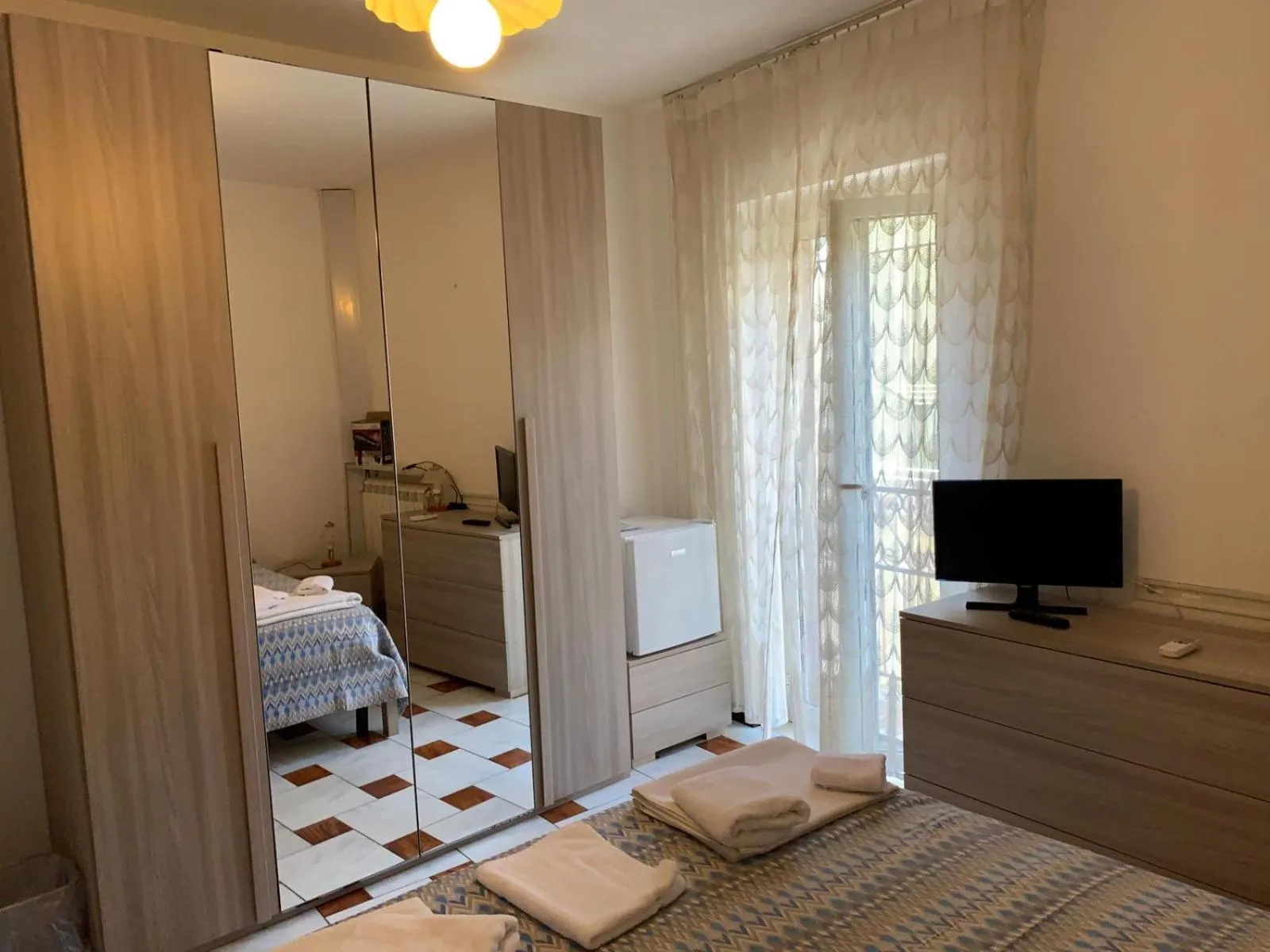 Bedroom in B & B da Enzo