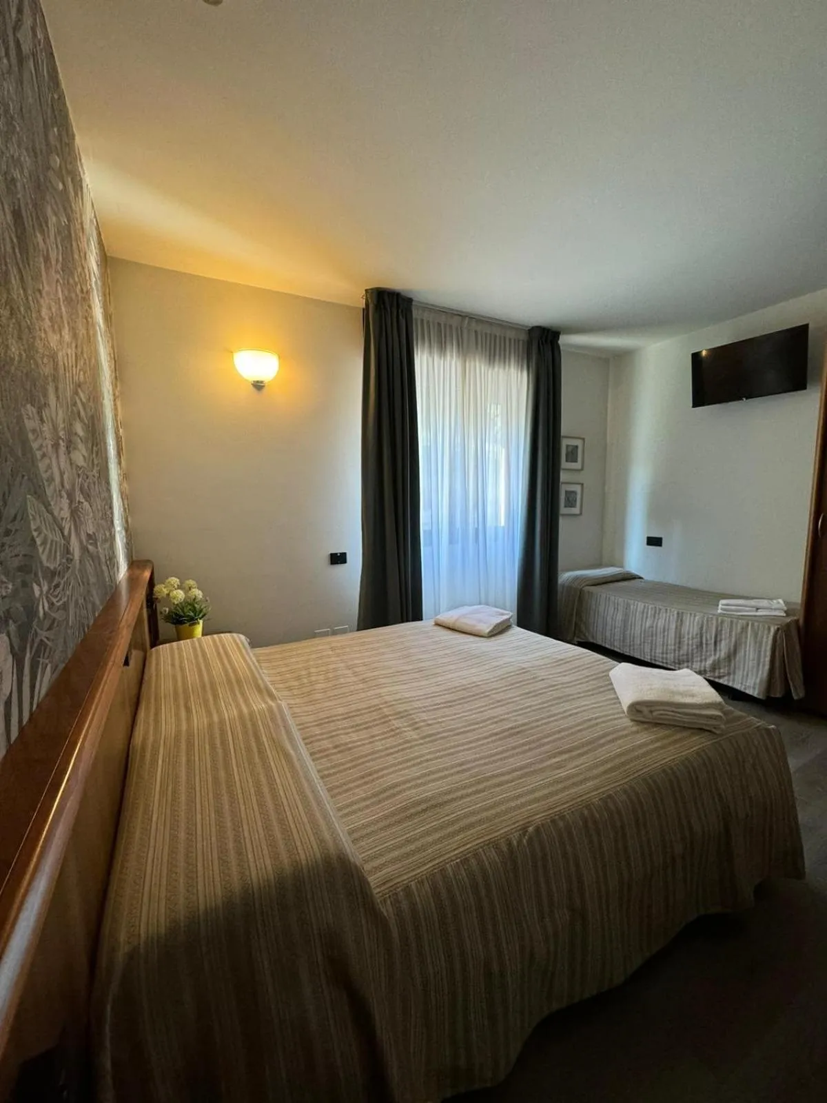 Bed in Continental Hotel